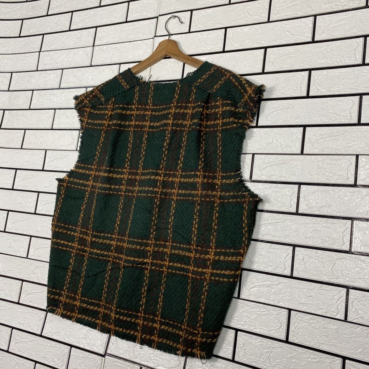 Japanese Brand Vintage Wool Vest Jacket Murua Tartan Design Issey Miyake Size US M / EU 48-50 / 2 - 12 Thumbnail
