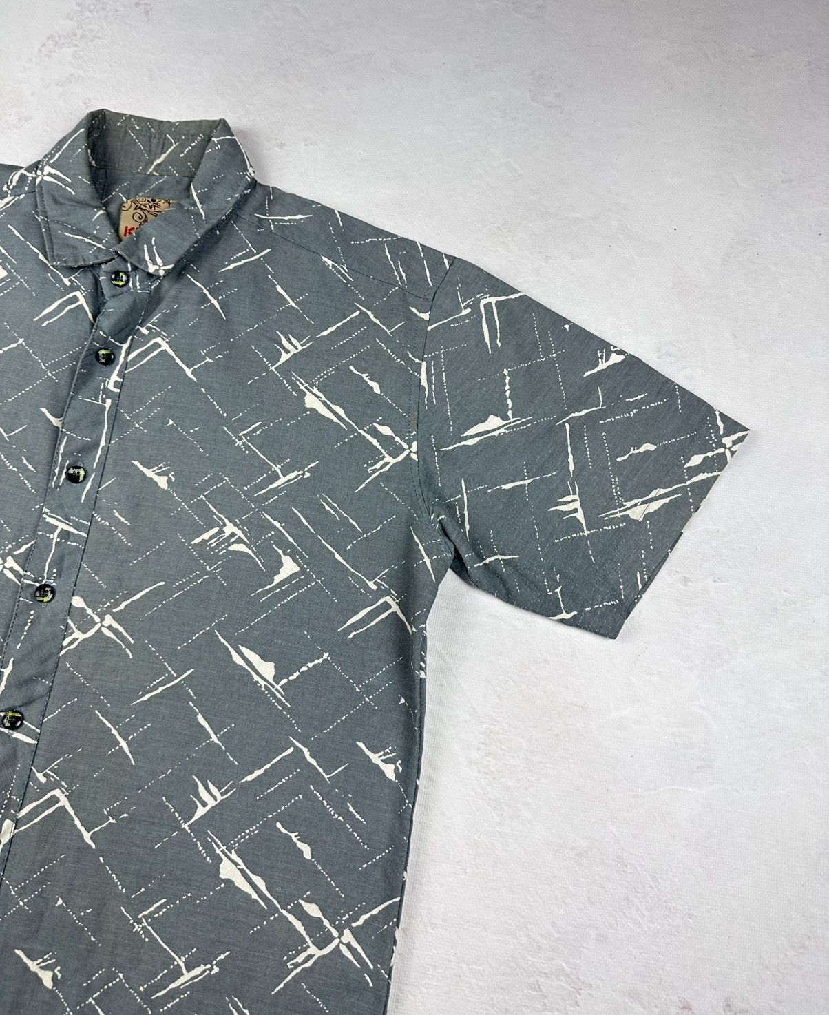 Kenzo Japanese Crazy Shirt Kenzo Vintage Luxury Designer LGB Style Size US S / EU 44-46 / 1 - 3 Thumbnail