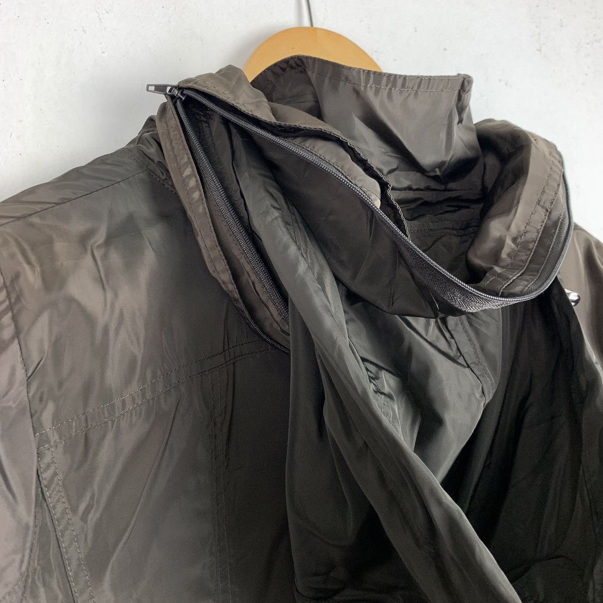 Japanese Brand × Vintage Vintage Japanese Brand Hoodie Light Jacket Size US M / EU 48-50 / 2 - 14 Thumbnail