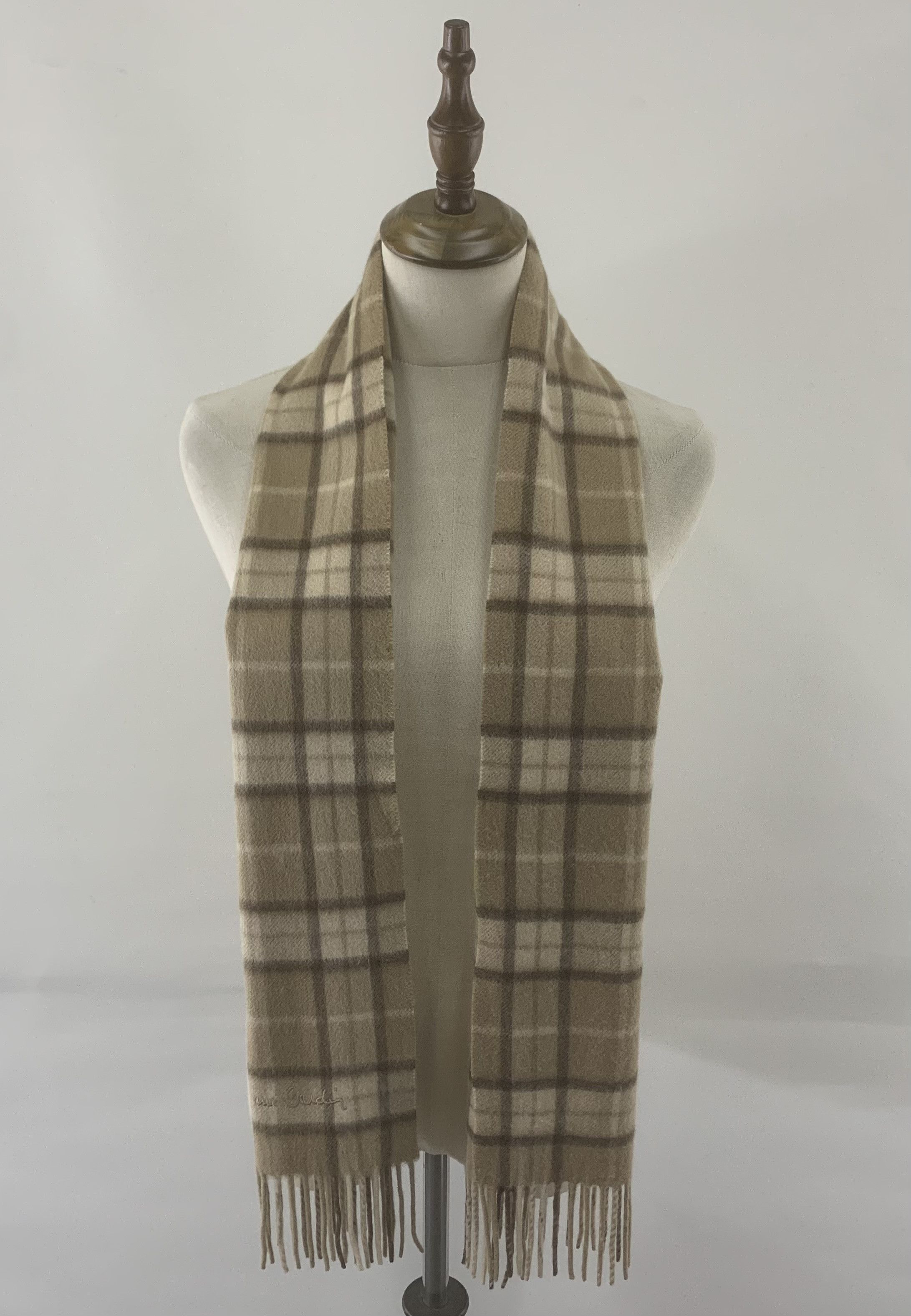 Pierre Cardin Pierre Cardin Scarf Wool Muffler Neck Wrap BL9261 Size ONE SIZE - 1 Thumbnail