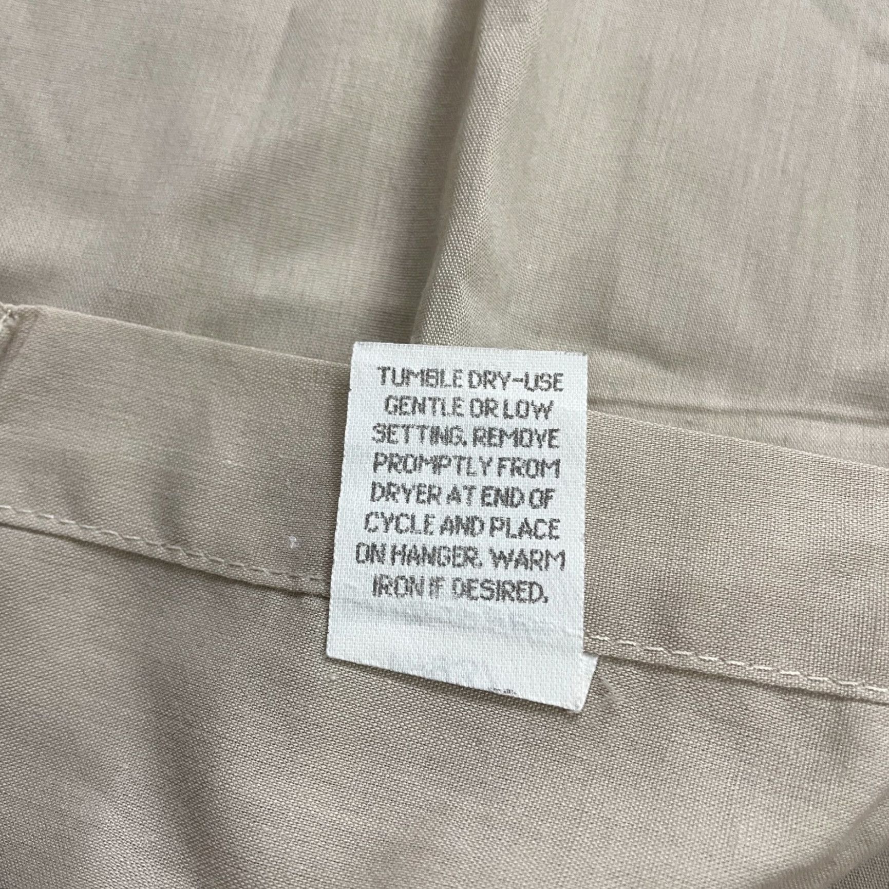 Bill Blass Bill Blass Dress Shirt Women Brown Long Sleeve Button-Up Regular Fit 16 34/35 Easy Care Business Size XXS / US 00 / IT 34 - 6 Thumbnail