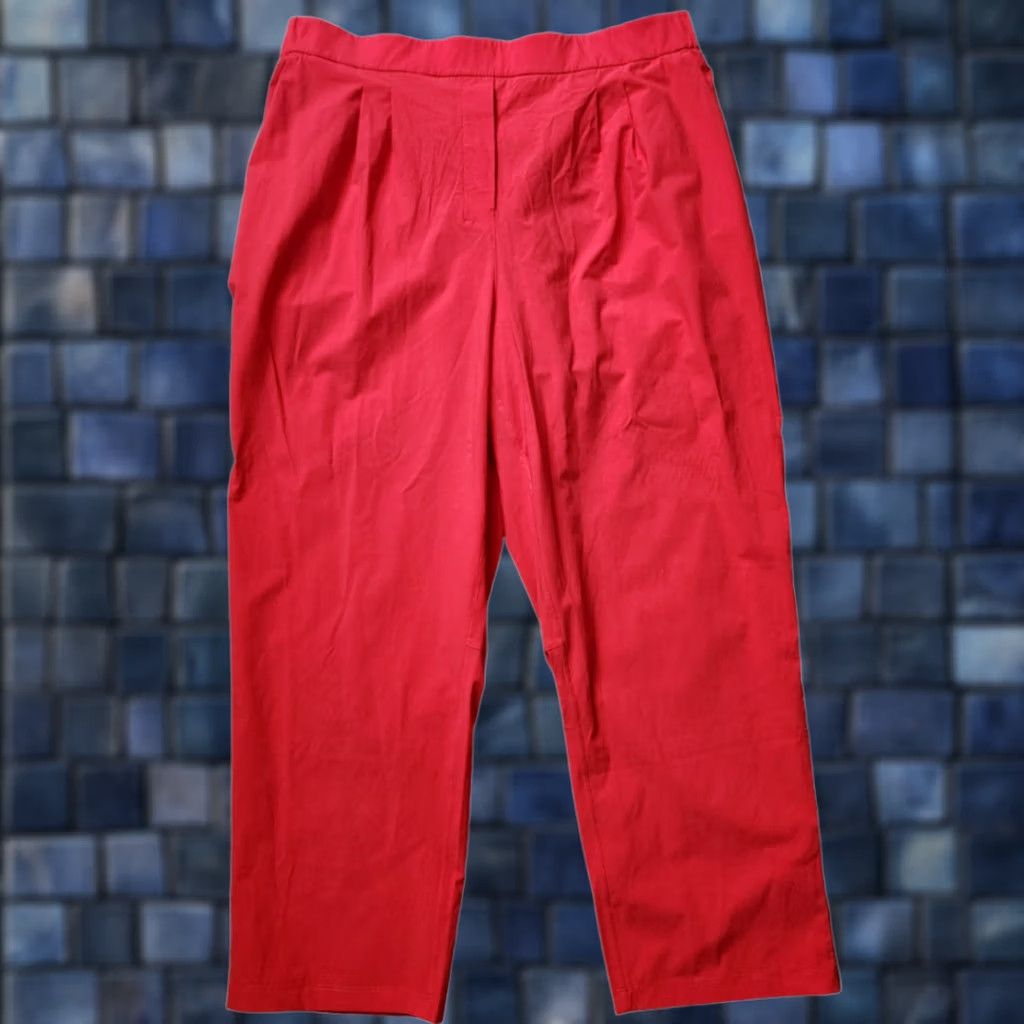 Lululemon Lululemon Your True Trouser Pants Womens 12 Cropped Red Pockets High Rise Activitywear Shorts? (No) Size 34" / US 12 / IT 48 - 1 Thumbnail