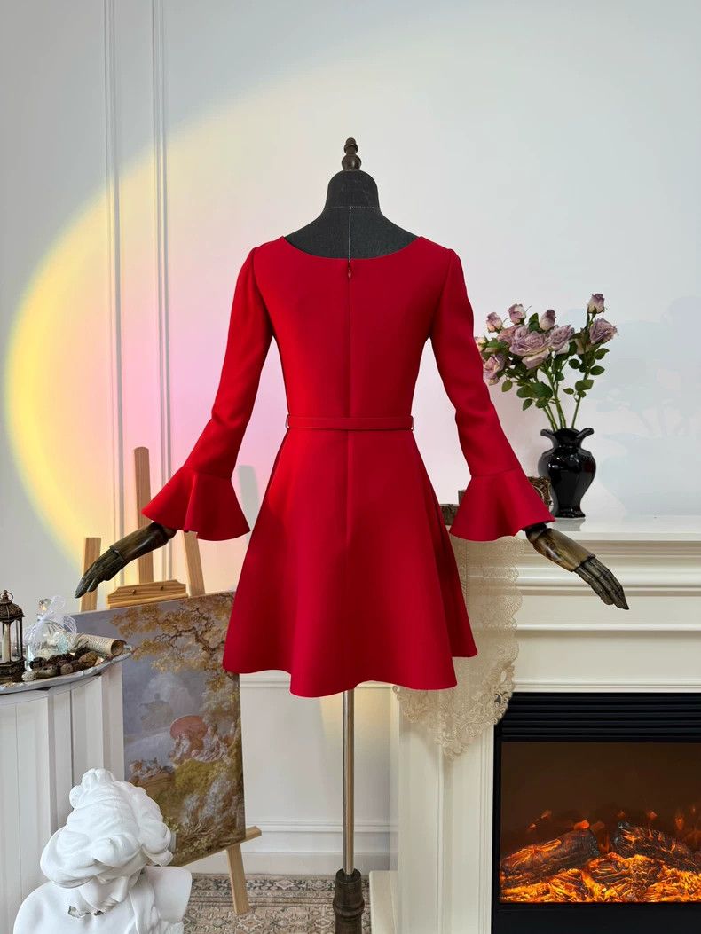 Valentino #REF! Size L / US 10 / IT 46 - 2 Thumbnail