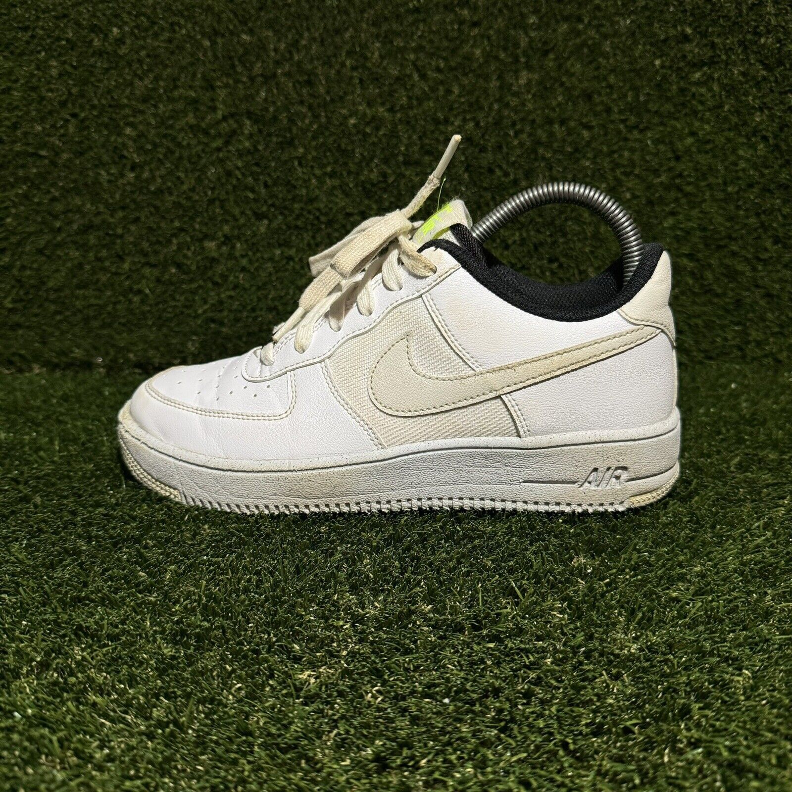 Nike Size 6Y - Nike Air Force 1 Next Nature Low White Light Bone Size US 6 / IT 36 - 1 Thumbnail