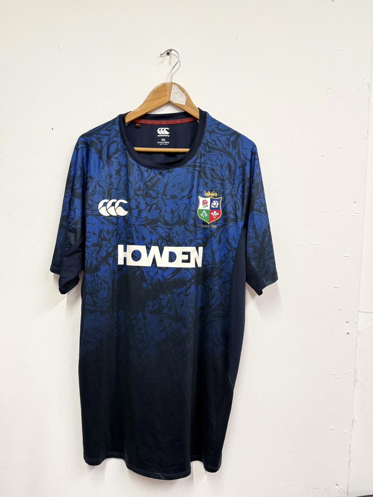 Canterbury of New Zealand Canterbury Men's Rugby Jersey Blue 3XL Size US XXL / EU 58 / 5 - 1 Thumbnail