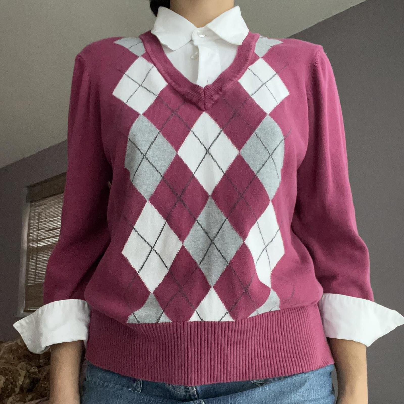 Van Heusen Pink and grey argyle sweater with white collar Size M / US 6-8 / IT 42-44 - 1 Thumbnail