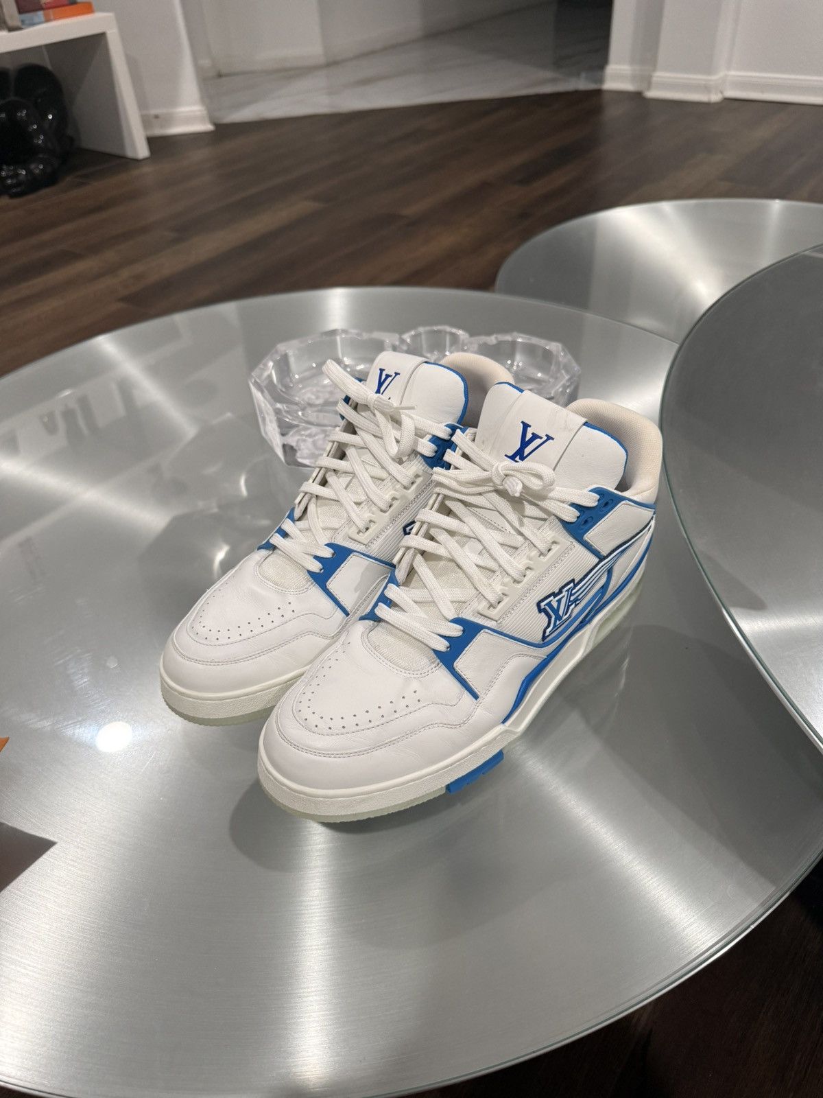 Louis Vuitton Louis Vuitton Hightop Sneakers Size US 11 / EU 44 - 1 Thumbnail