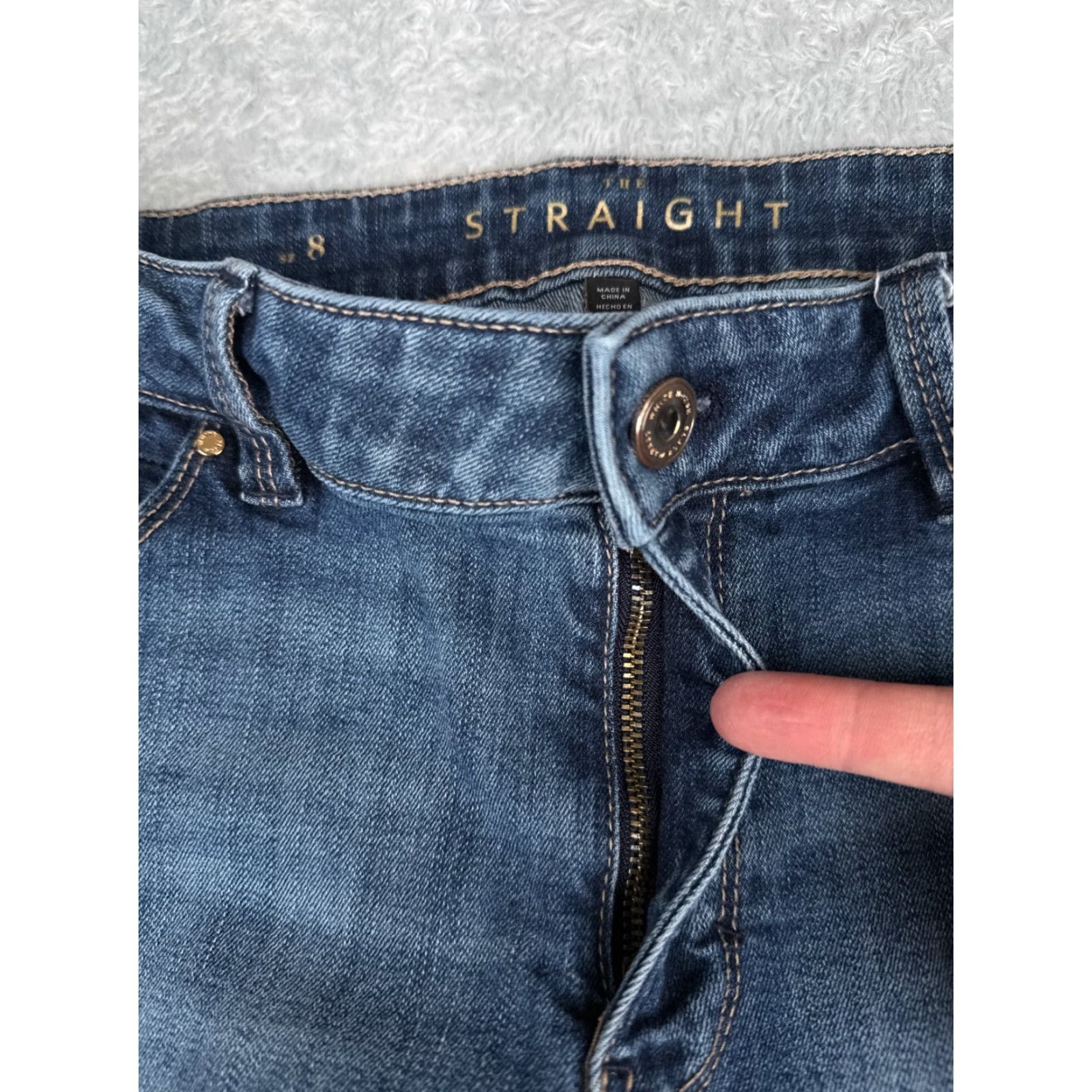 White House Black Market White House Black Market Jeans Womens 8 Blue The Straight Mid Rise Cotton 28x24 Denim 5-Pocket Size 30" / US 8 / IT 44 - 5 Thumbnail