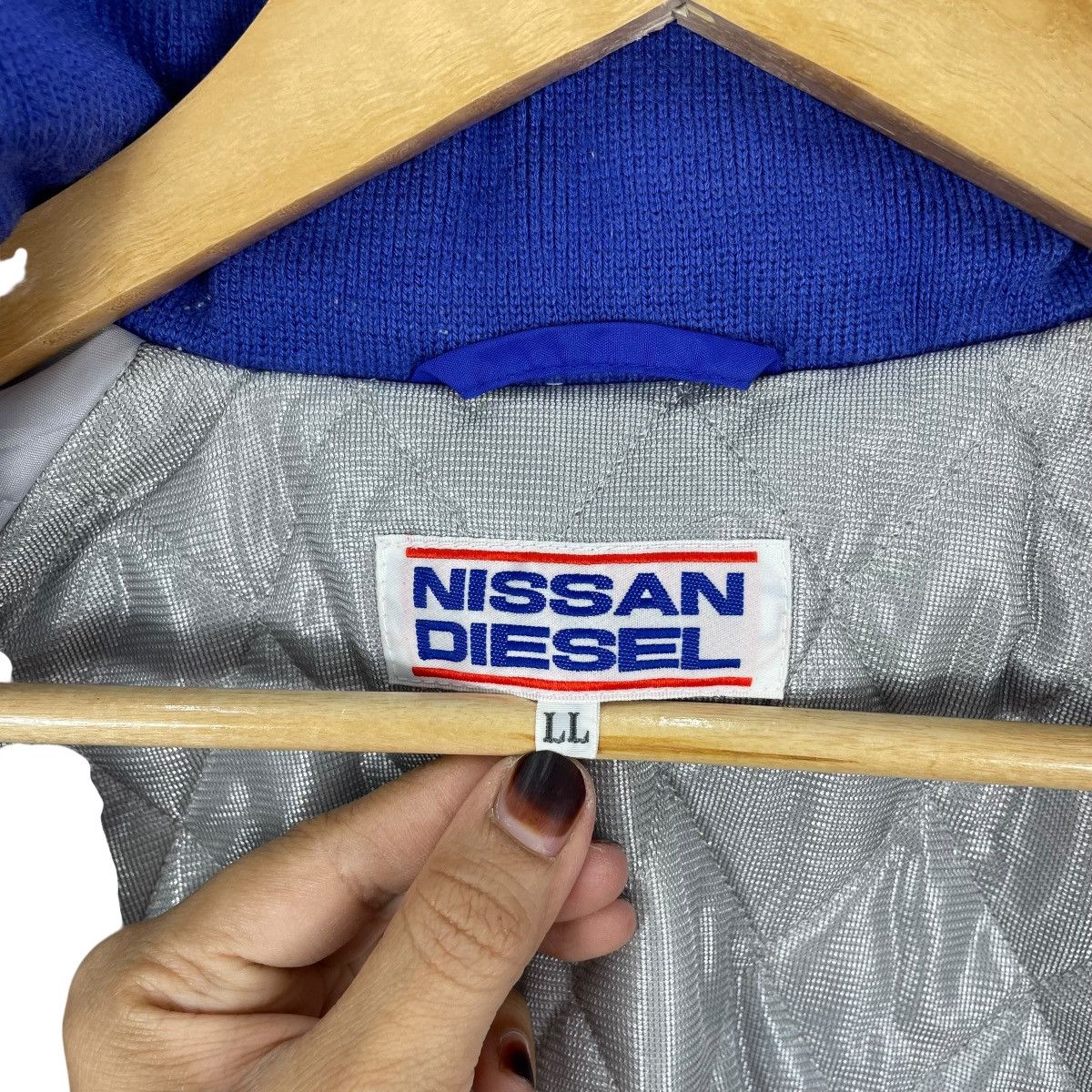 Vintage Vintage Nissan Motorsport Bomber Jacket Size US L / EU 52-54 / 3 - 13 Thumbnail
