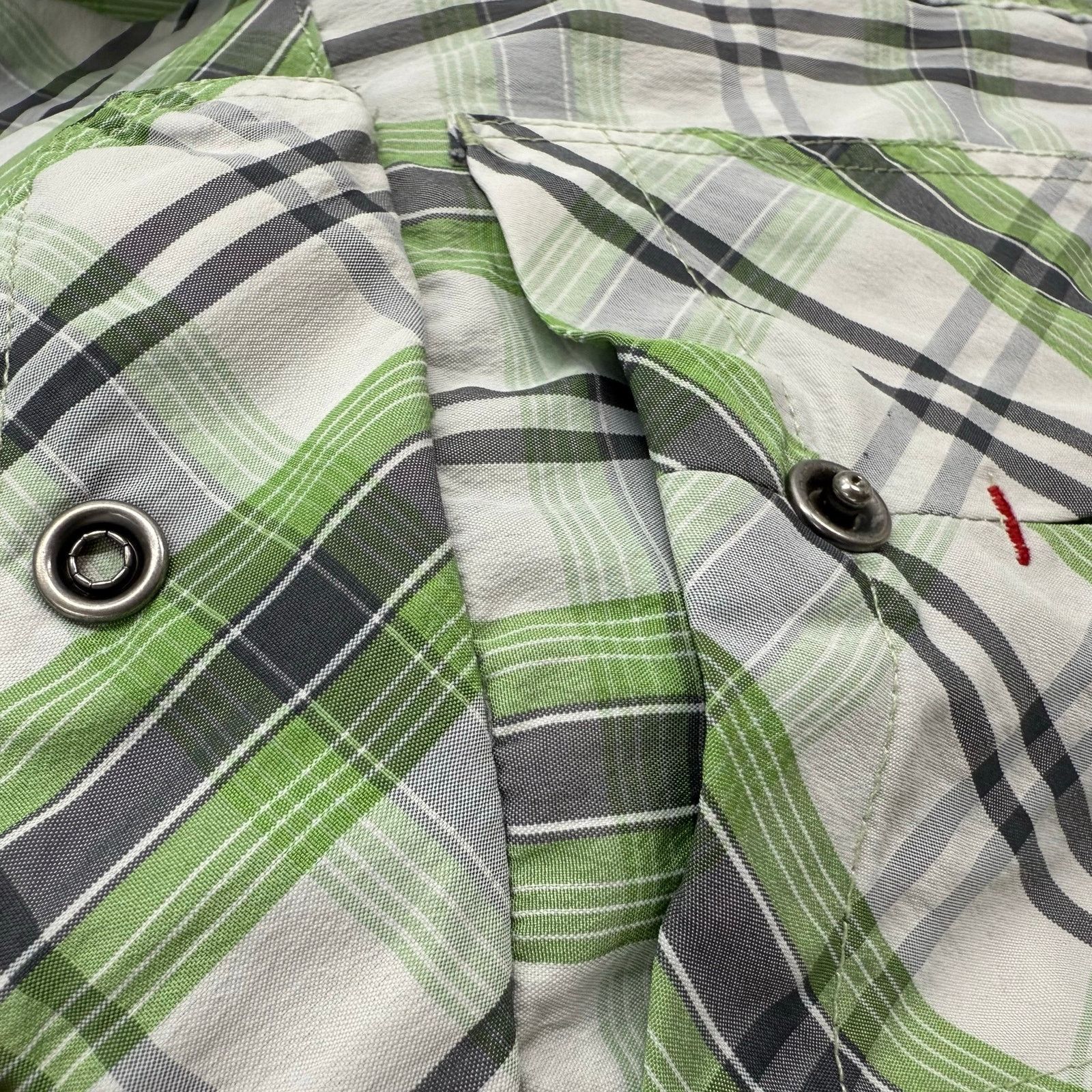 Woolrich Woolen Mills Woolrich Men's Plaid Snap Button Down Casual Dress Shirt XL Size US XL / EU 56 / 4 - 10 Thumbnail