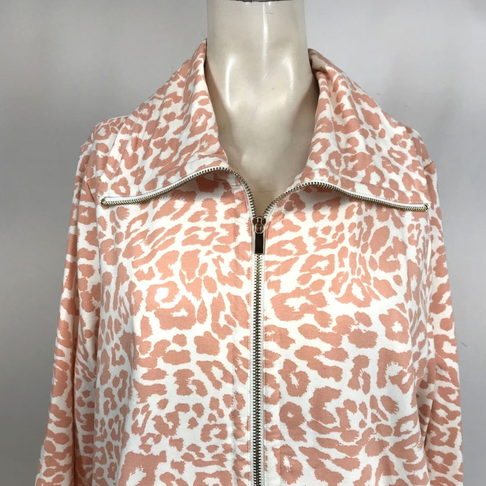Vintage VINTAGE Chico's Pink Leopard Print Zip Up Jacket Women's L Casual Pink Leopard Print Zip Up Jacket Women's L Clothing Size L / US 10 / IT 46 - 2 Thumbnail