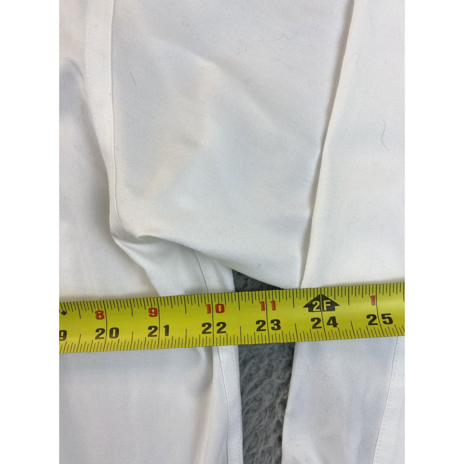 Croft & Barrow Croft & Barrow Dress Shirt Men 16 White Long Sleeve Button-Down 32/33 Size 42R - 7 Thumbnail