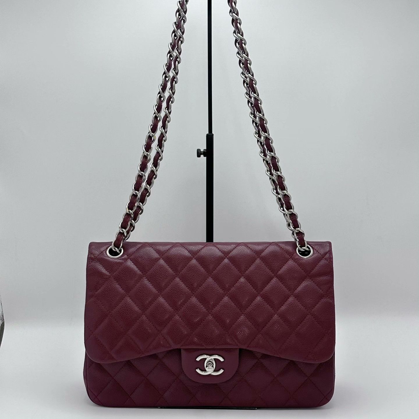 Chanel Pre-loved Bag Very good condition Size ONE SIZE - 1 Thumbnail