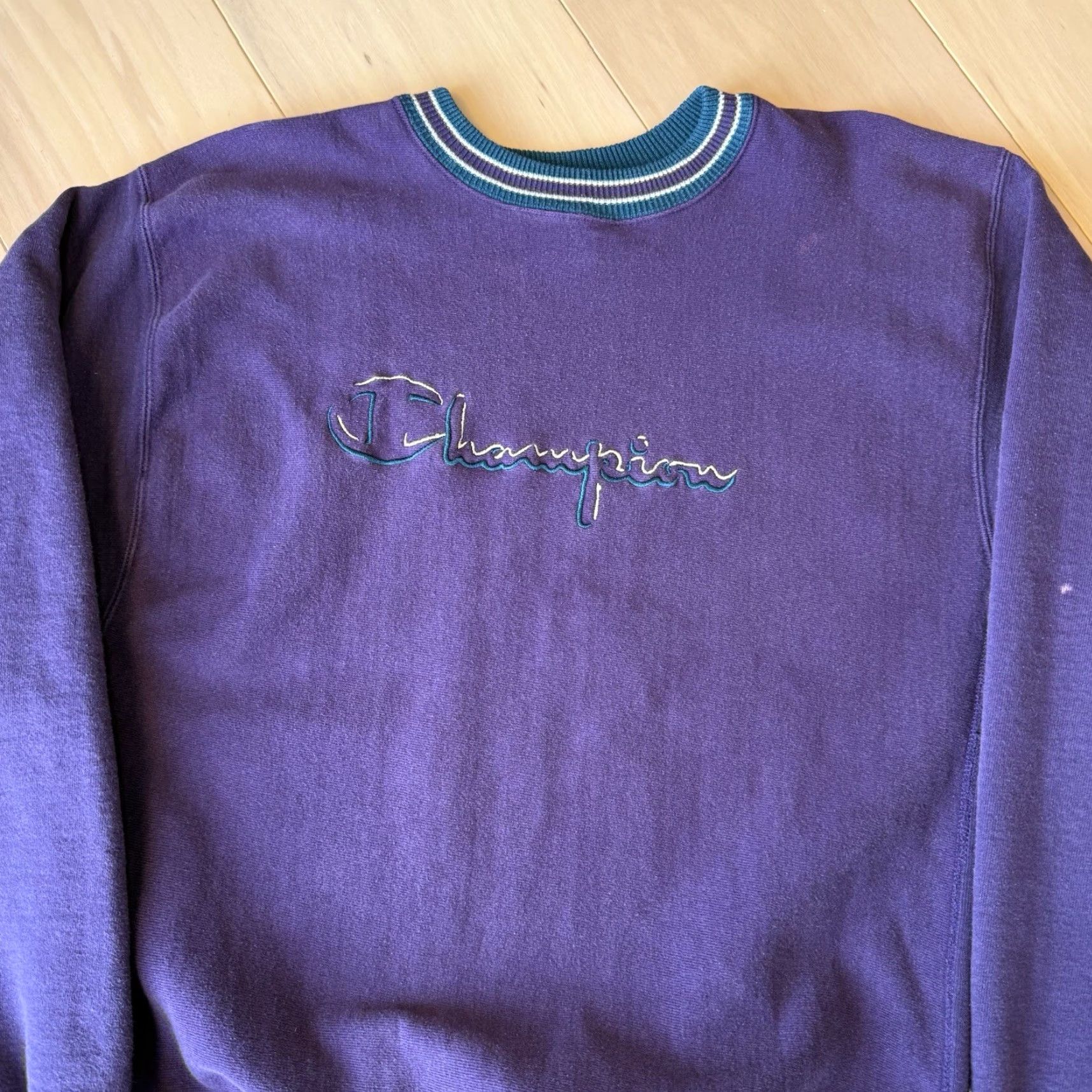 Champion VINTAGE Champion Reverse Weave Sweatshirt XL Purple 90s Fleece Made in USA Size US XL / EU 56 / 4 - 4 Thumbnail