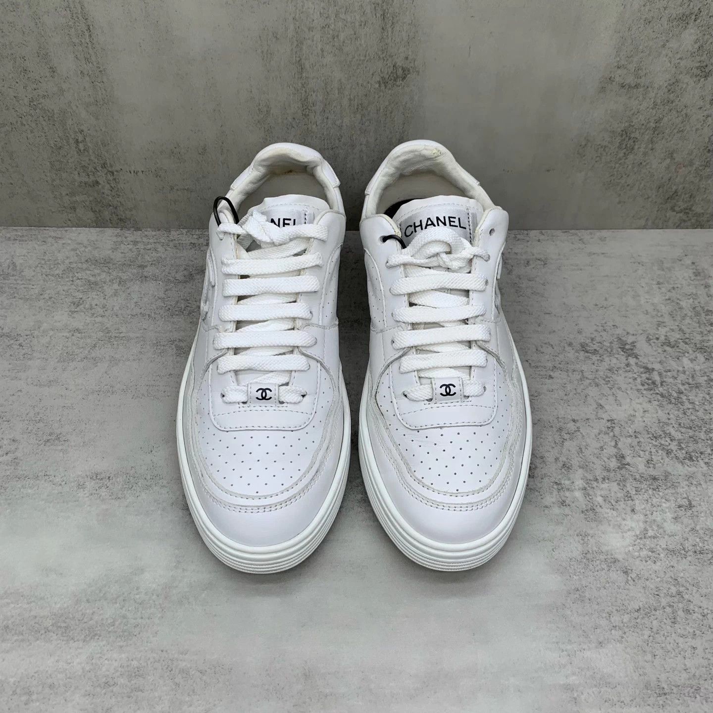 Chanel Chanel white side logo sneakers 37 98 New Size US 6 / IT 36 - 4 Thumbnail