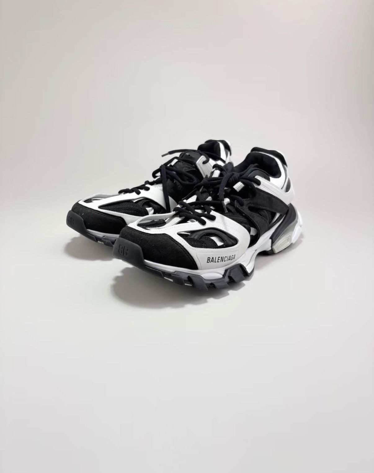 Balenciaga BALENCIAGA TRACK 1.0 Black & White Panda Sneakers K1 Size US 9.5 / EU 42-43 - 1 Thumbnail
