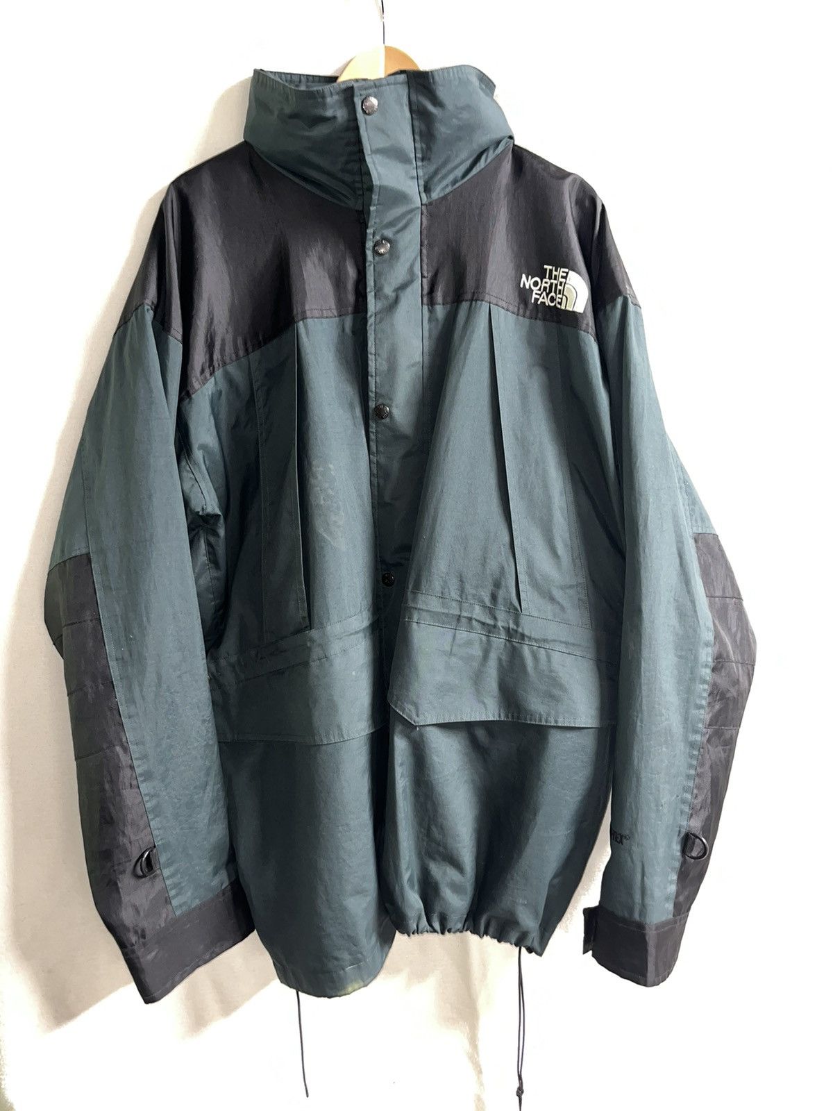 image of The North Face Tnf Goretex in Green, Men's (Size XL)