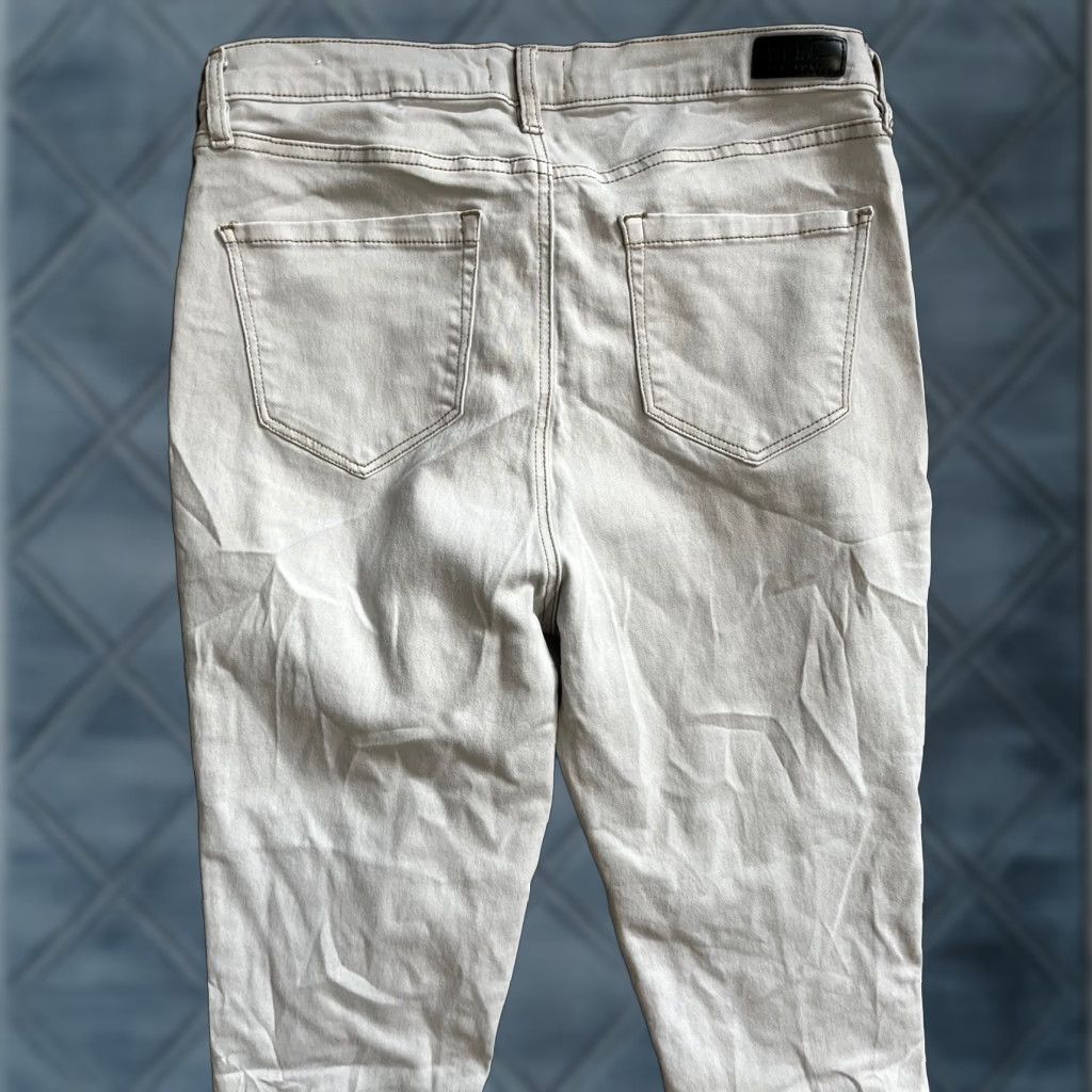 Nicole Miller Nicole Miller New York Jeans Womens 14 Gray Denim SOHO High Rise Ankle Skinny Size 36" / US 14 / IT 50 - 1 Thumbnail