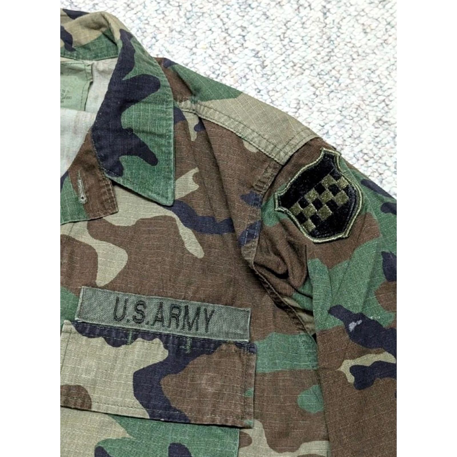 Vintage VINTAGE US Army Shirt-Jacket Mens SMALL LONG Woodland Camouflage Ripstop Patch 99th Infantry Patch Size US S / EU 44-46 / 1 - 2 Thumbnail