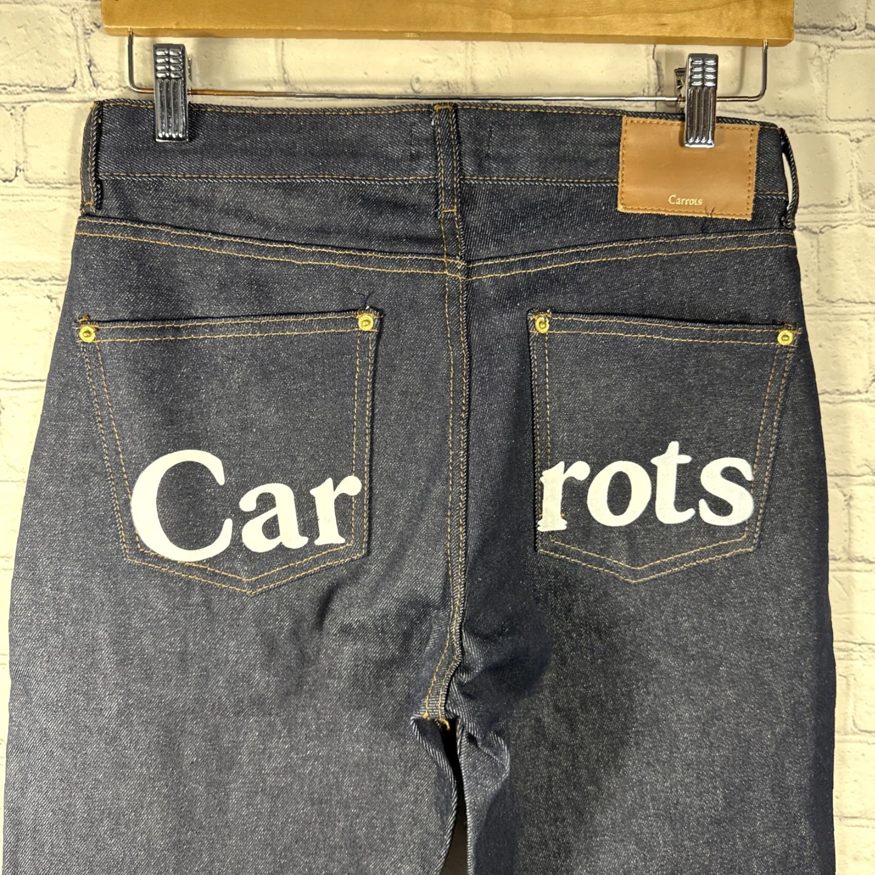 Vintage Carrots Jeans Dark Wash Mens 32 Straight Leg Indigo Denim Cotton Zip Inseam 34 Carrots Brand Regular Fit Jeans Mens Size US 32 / EU 48 - 7 Thumbnail