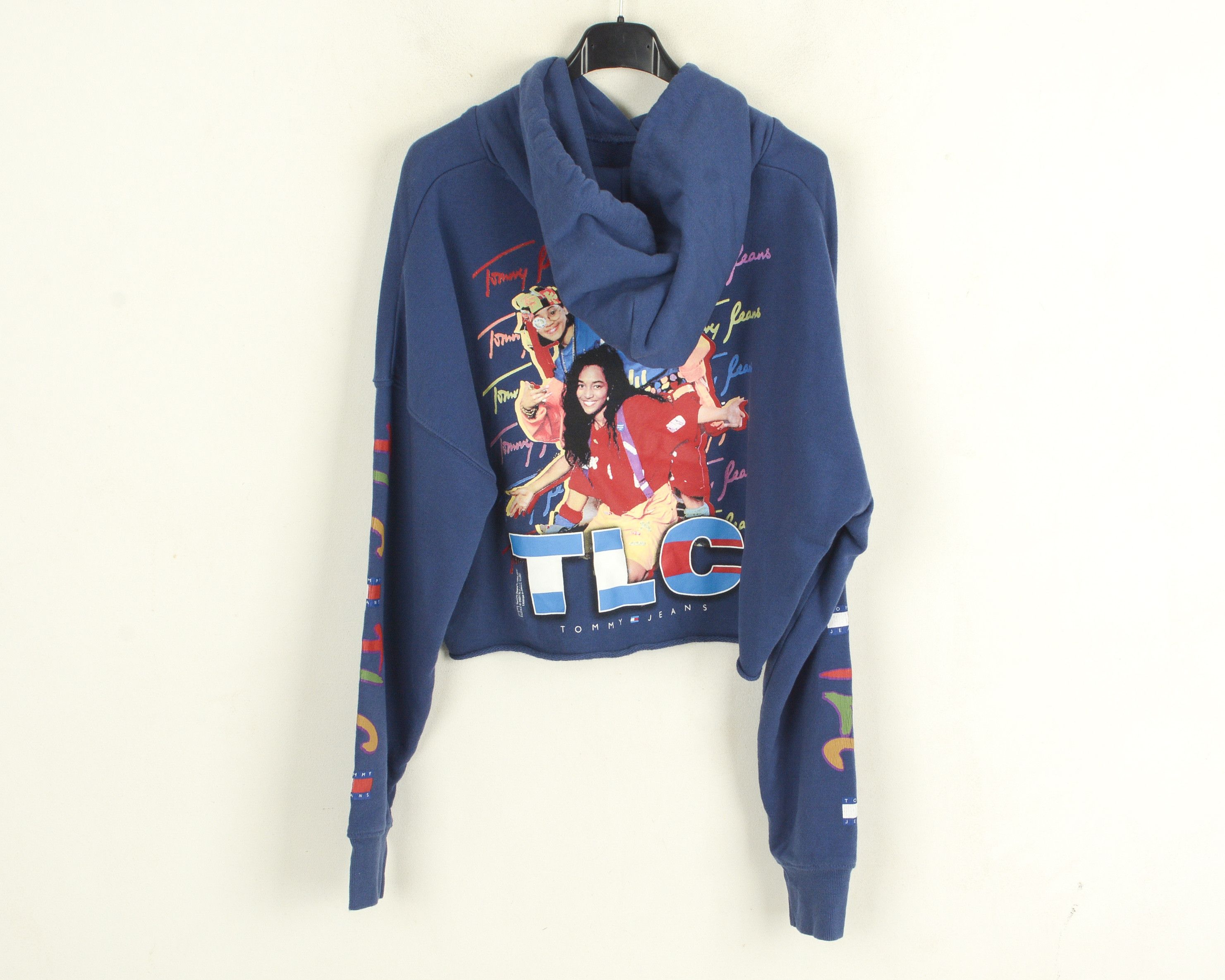Tommy Jeans TLC Women Crop Hoodie Sweatshirt S Sweater Pullover Jumper Size S / US 4 / IT 40 - 1 Thumbnail
