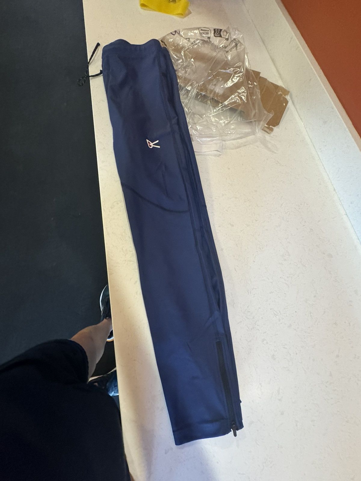 District Vision Brand new District vision compression tights Size US 36 / EU 52 - 3 Thumbnail