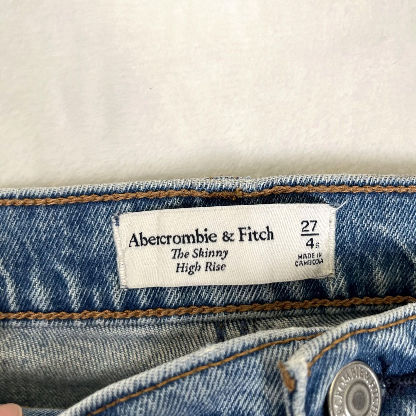 Abercrombie & Fitch VINTAGE Abercrombie & Fitch The Skinny High Rise Jeans Womens 27 4S Distressed Denim Size 27" / US 4 / IT 40 - 4 Thumbnail