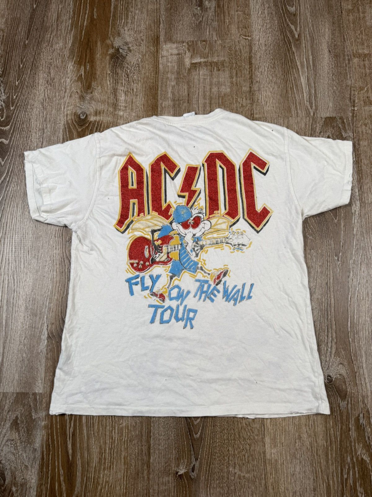 Band Tees × MadeWorn × Vintage Madeworn AC/DC Fly On the Wall Tour Shirt Size US S / EU 44-46 / 1 - 3 Thumbnail