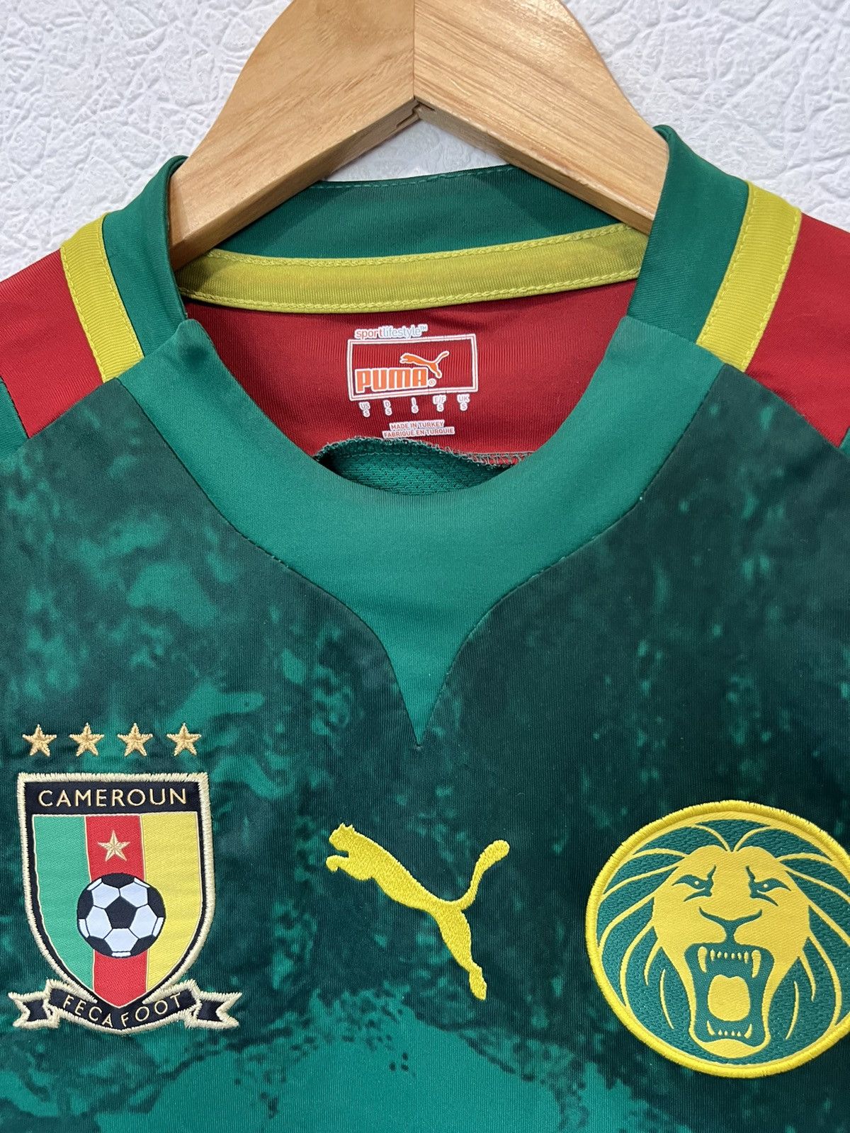 Puma Puma Cameroon 2012 Home Kit Soccer Jersey Lion Blokecore Size US S / EU 44-46 / 1 - 2 Thumbnail