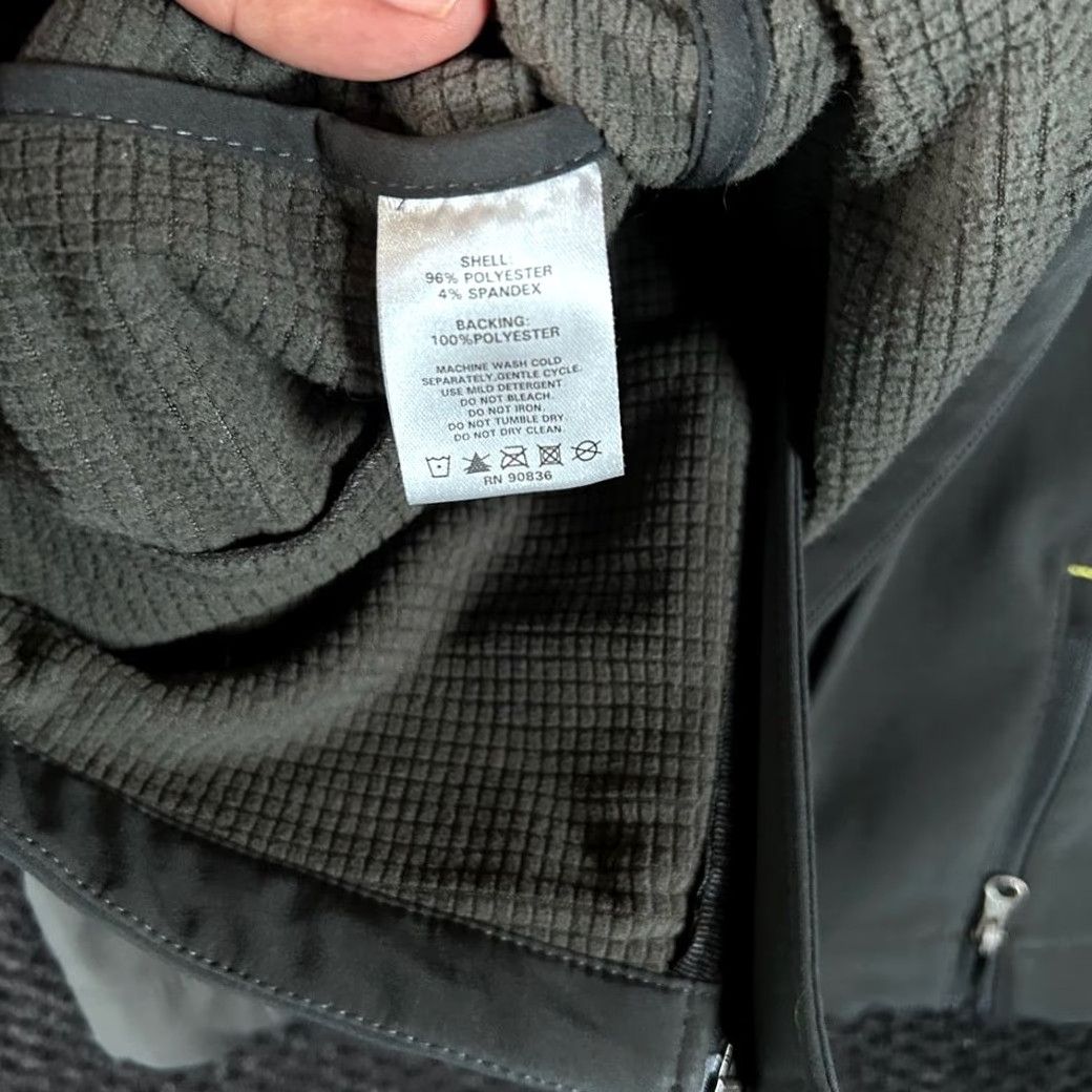 Port Authority Army National Guard Softshell Hooded Jacket Port Authority Men M Charcoal Gray Size US M / EU 48-50 / 2 - 4 Thumbnail