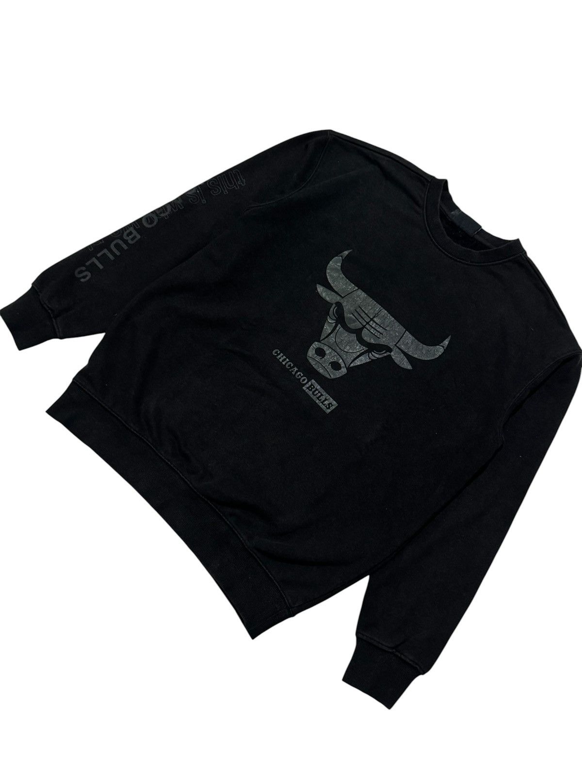 NBA NBA Chicago Bulls Reflektif spellout Size US L / EU 52-54 / 3 - 3 Thumbnail