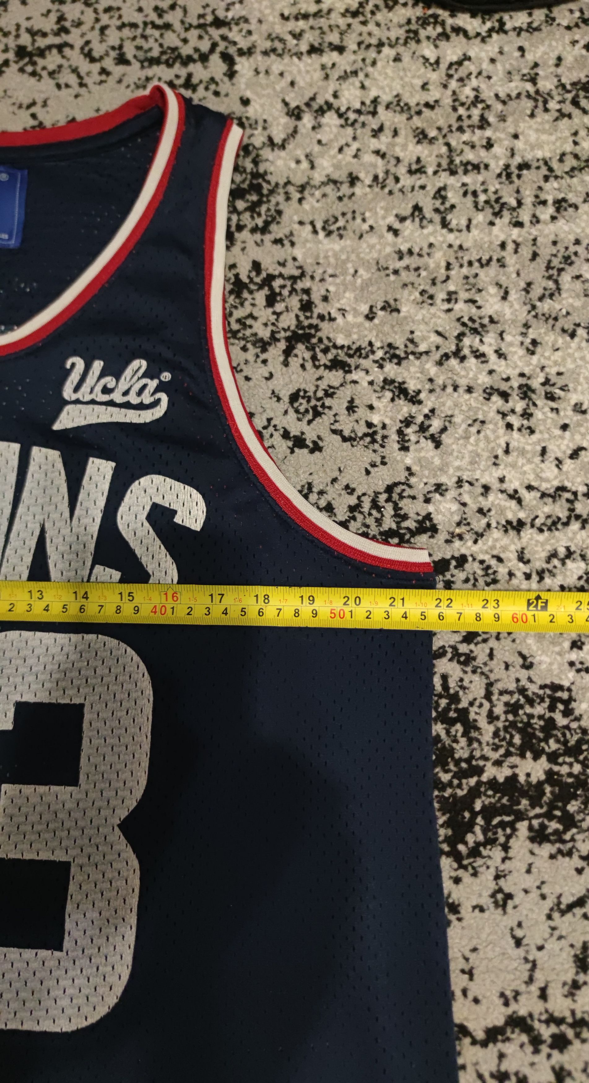 Other Vintage UCLA Bruins 63 Mesh Basketball Jersey Size US L / EU 52-54 / 3 - 10 Thumbnail