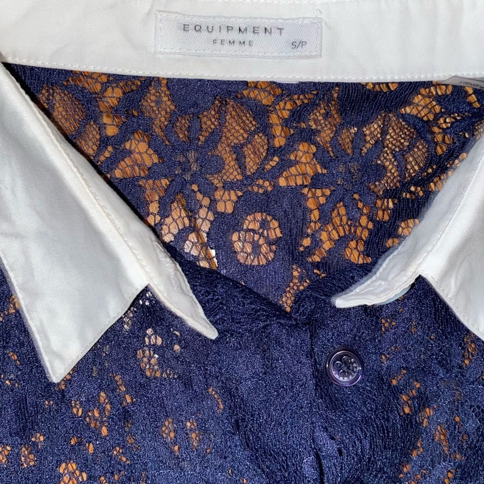 Equipment Equipment Femme $169 Navy Lace Contrast Collar Blouse S Size S / US 4 / IT 40 - 4 Thumbnail