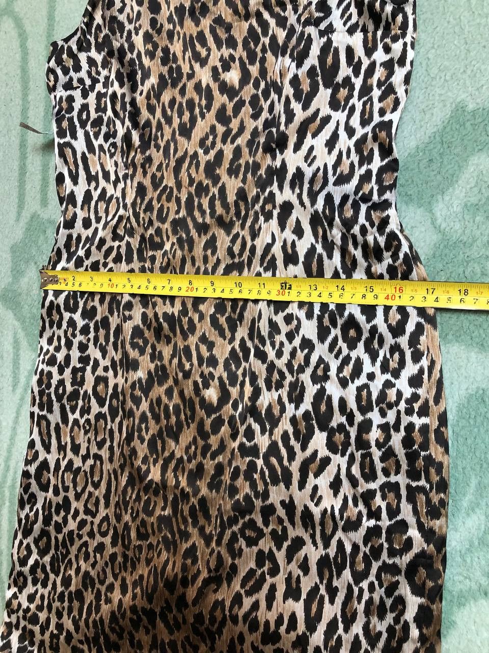 Dolce & Gabbana Luxury Dolce & Gabbana Animal Print Midi Dress Size M Size M / US 6-8 / IT 42-44 - 7 Thumbnail