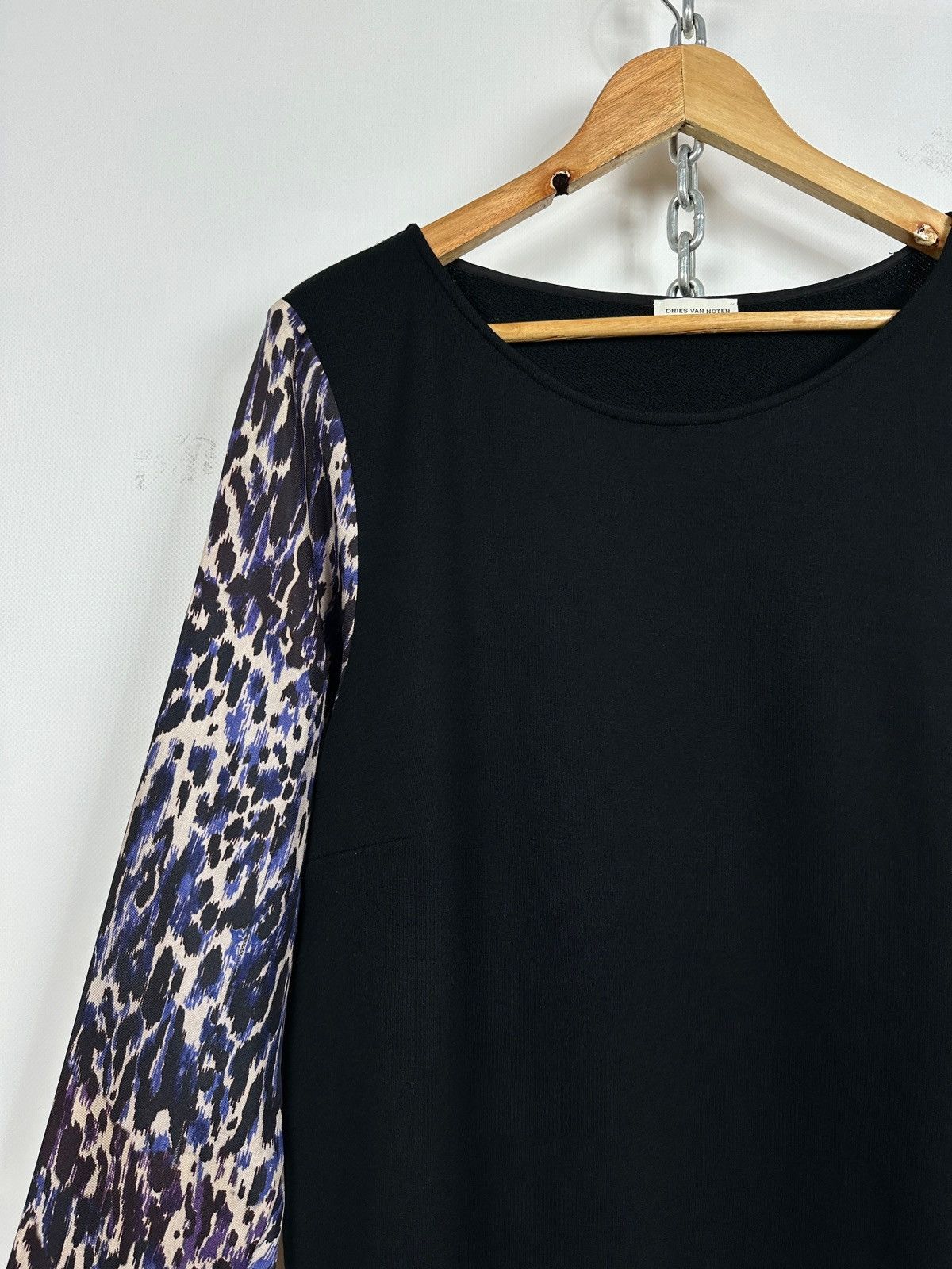 Dries Van Noten Dries Van Noten Black Wool / Leopard Silk Sleeve Sweater Size M / US 6-8 / IT 42-44 - 5 Thumbnail