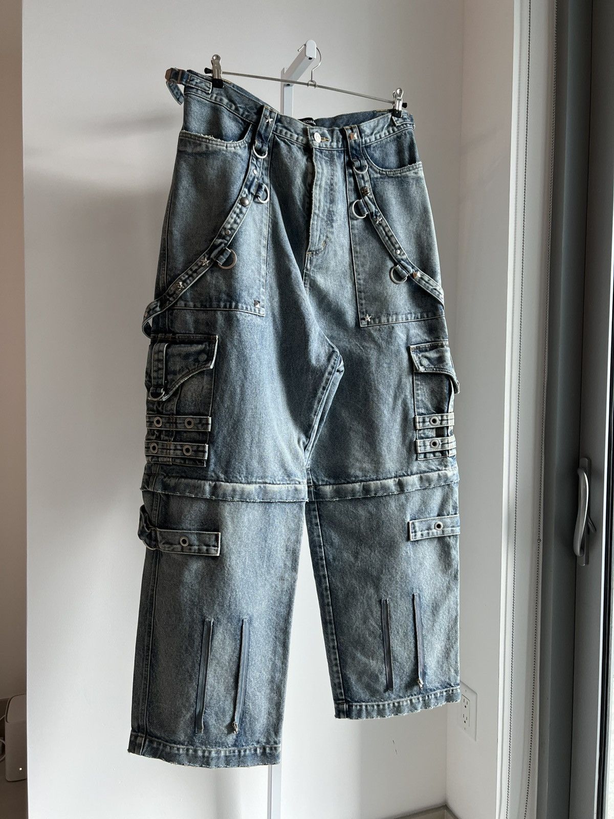 Balenciaga BALENCIAGA SPRING 22 ‘CLONES’ RAVER BAGGY DENIM PANTS Size US 33 - 6 Thumbnail