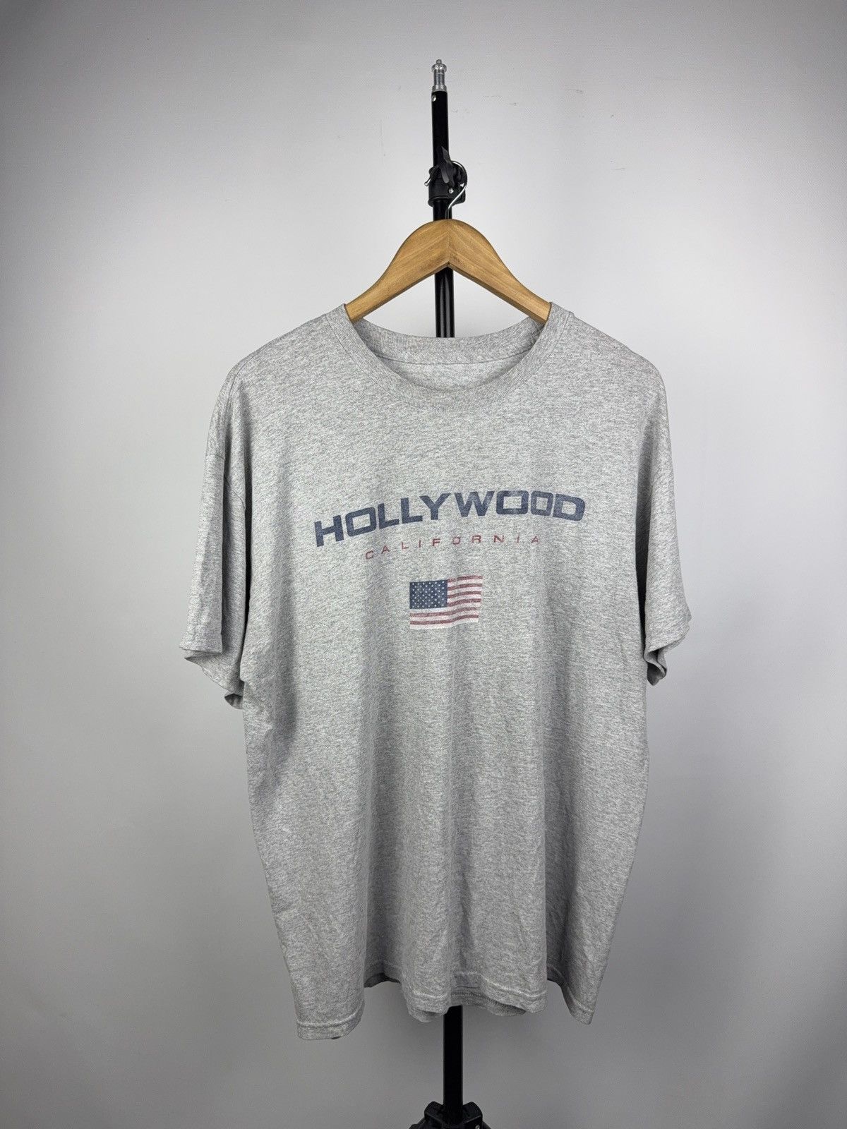 Vintage Retro Vintage Hollywood California Tee USA Flag Gray 90s Size US L / EU 52-54 / 3 - 1 Thumbnail