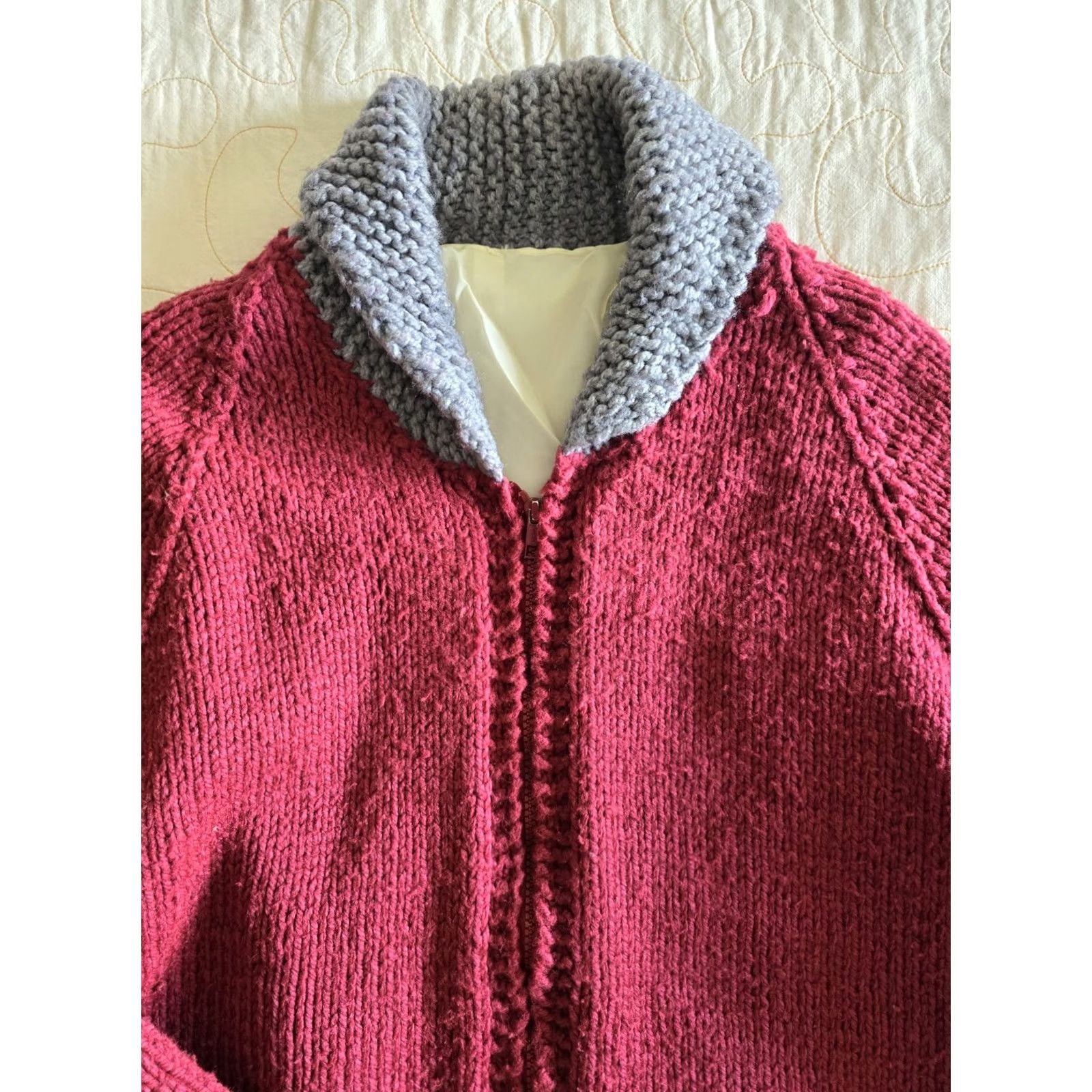 Vintage VINTAGE 70s Cowichian-style Sweater Jacket Mens 2XL Wool Blend Maroon Gray Talon Zipper Size US XXL / EU 58 / 5 - 4 Thumbnail