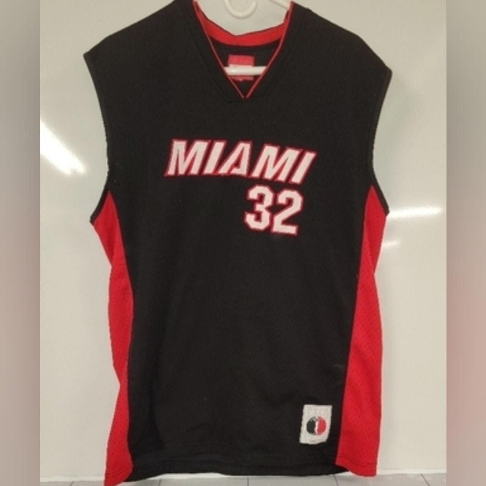 Other Vintage Miami Heat Shaq Rare jersey from Exco, Size Large Size US L / EU 52-54 / 3 - 1 Thumbnail