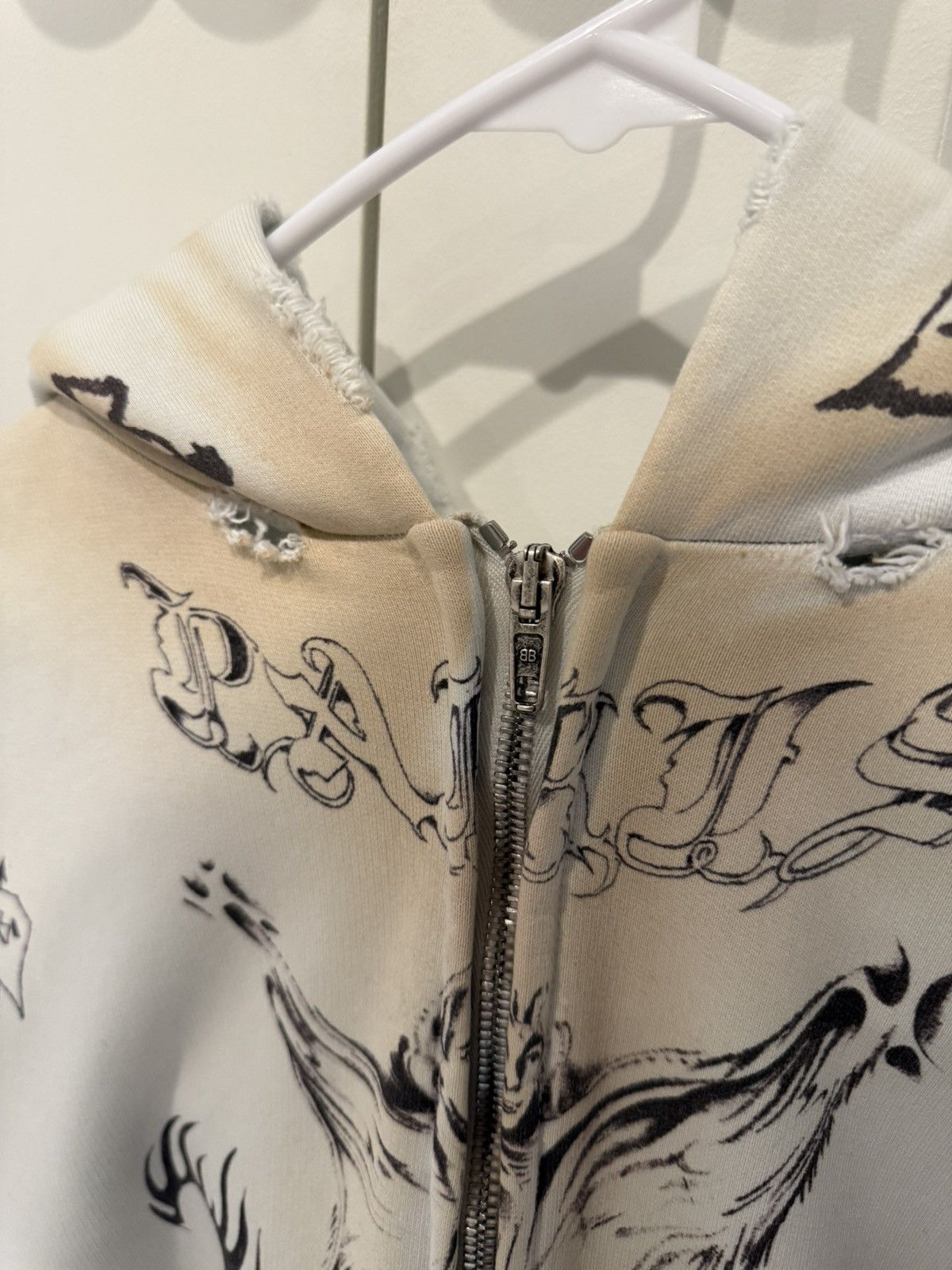Balenciaga Balenciaga Tattoo Zip Up Hoodie Size US XS / EU 42 / 0 - 8 Thumbnail