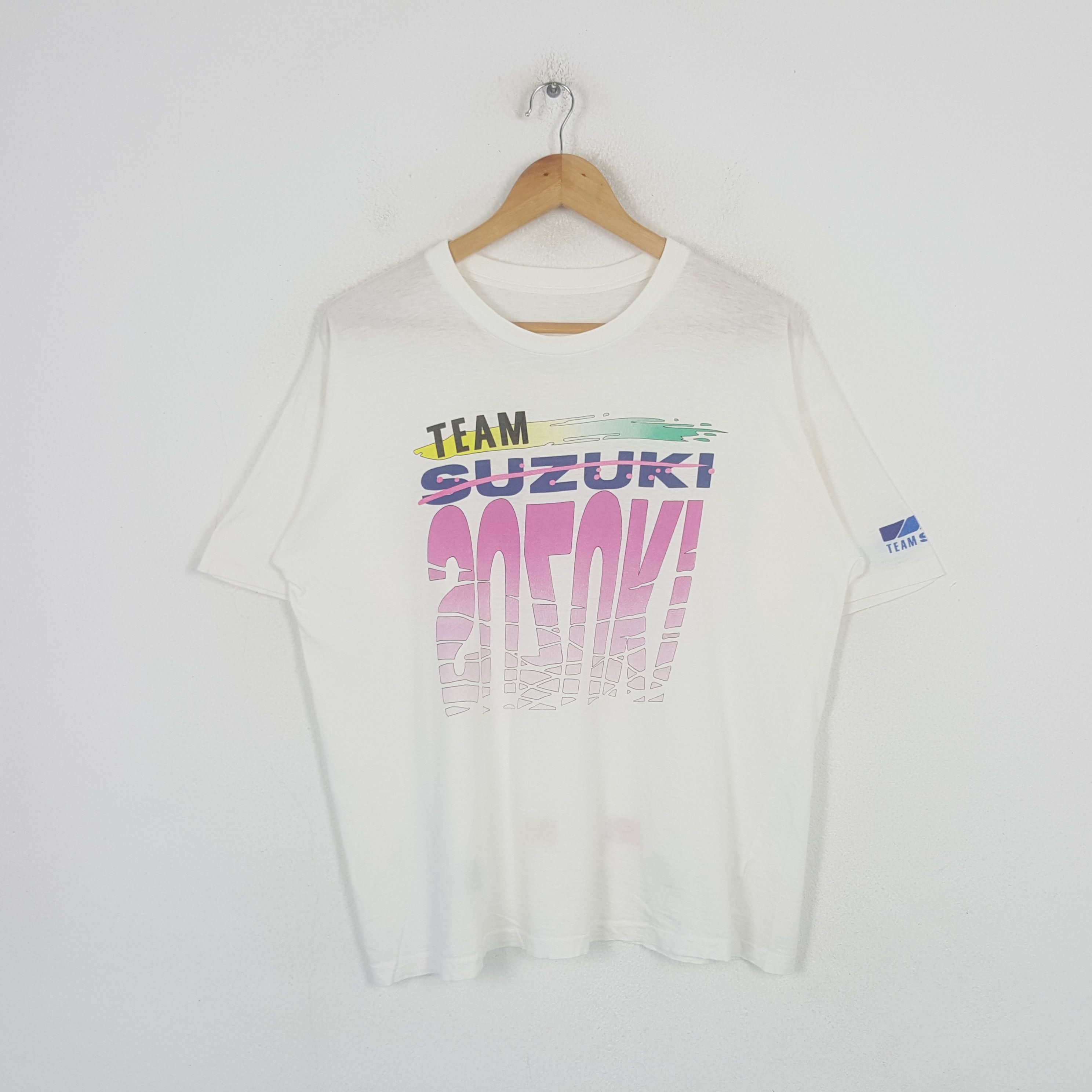 Vintage Vintage Team Suzuki Racing Motorsports Tshirt C301N63 Size US L / EU 52-54 / 3 - 1 Thumbnail