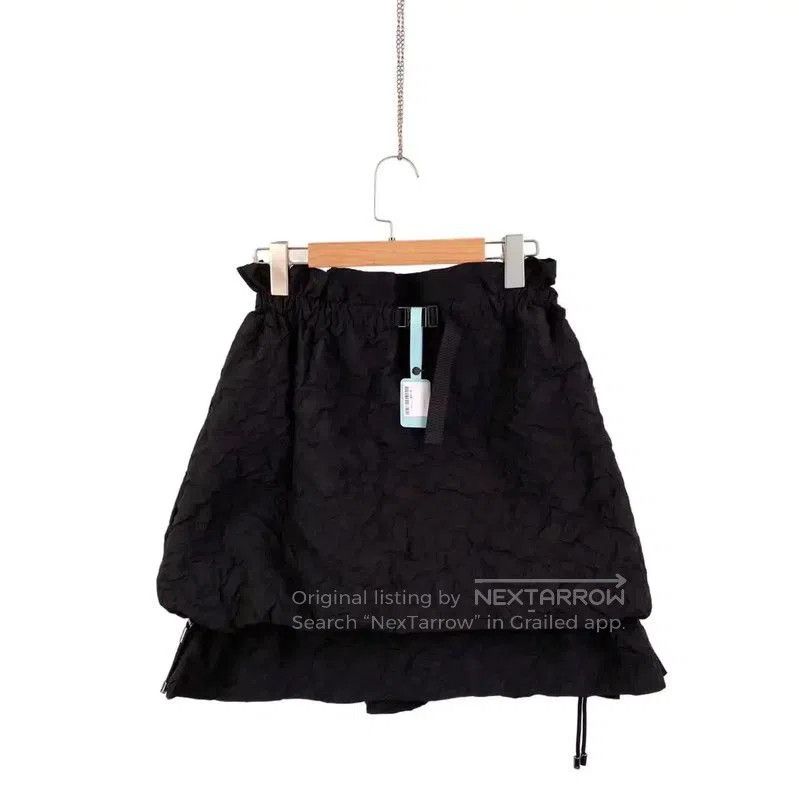 Dior Dior Black Crinkled Womens Skirt . Size 35" - 1 Thumbnail