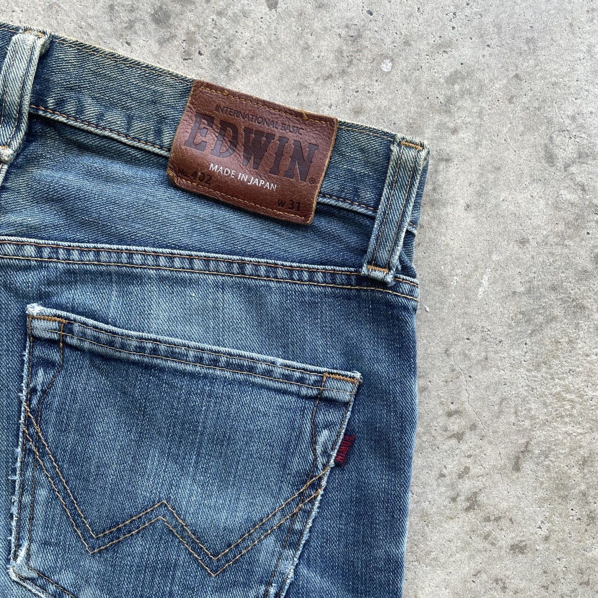 Edwin W31x33 Vintage Edwin 402 Japan Jeans Faded Denim Pants Size US 31 - 8 Thumbnail
