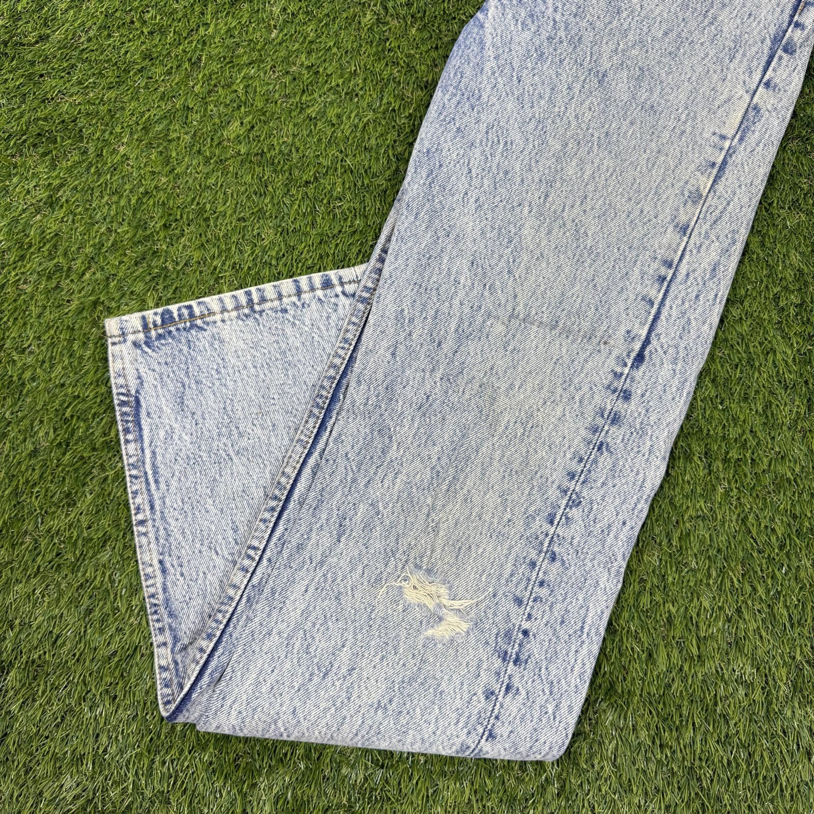 Levi's Vintage Levi's 501 Light Wash Button Fly Jeans Size ONE SIZE - 4 Thumbnail