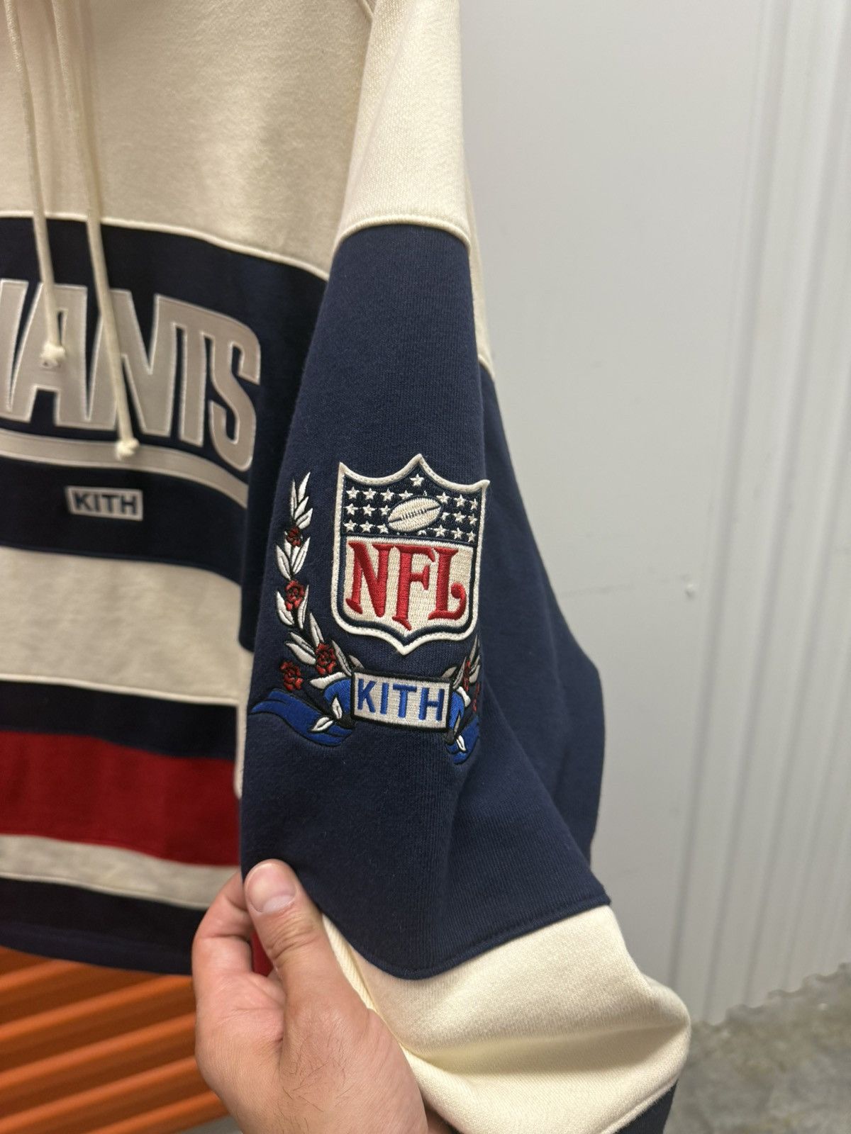 Kith KITH x NFL New York Giants Delk Hockey Hoodie Size Med Size US M / EU 48-50 / 2 - 4 Thumbnail
