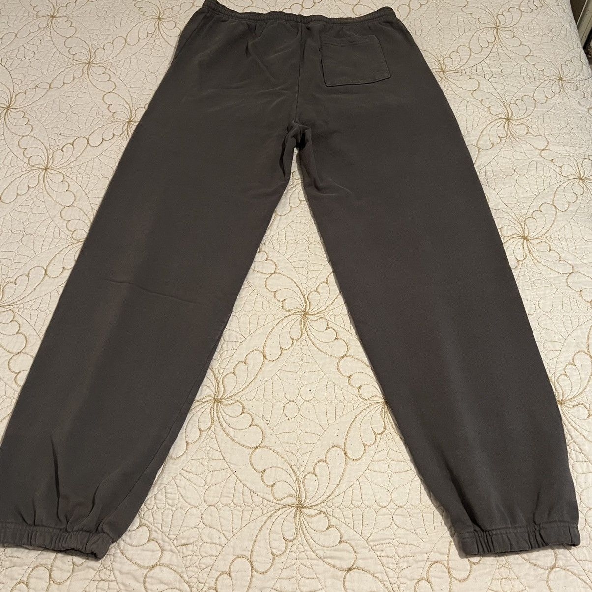 Sp5der Young Thug SP5DER WAIT WEB SWEATPANTS SIZE X-LARGE Size US 38 / EU 54 - 7 Thumbnail