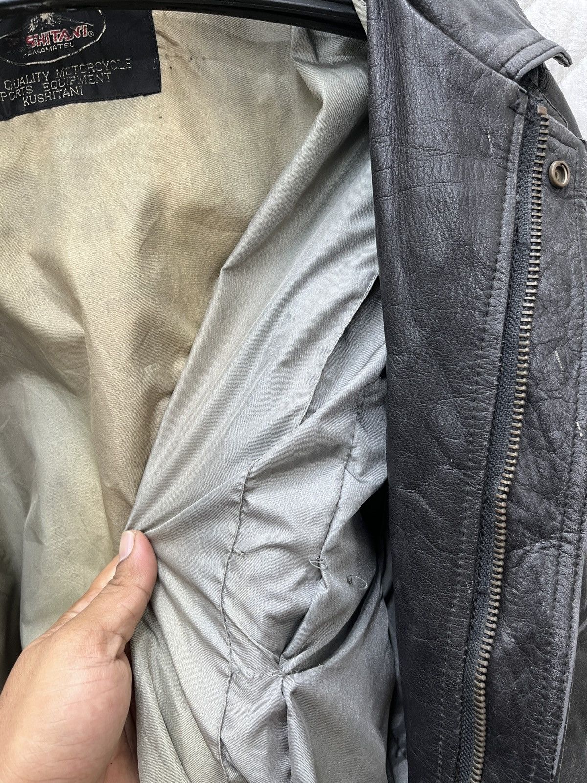Kadoya 🔥🔥🔥ARCHIVE VINTAGE KUSHITANI RACING LEATHER JACKET Size US L / EU 52-54 / 3 - 9 Thumbnail