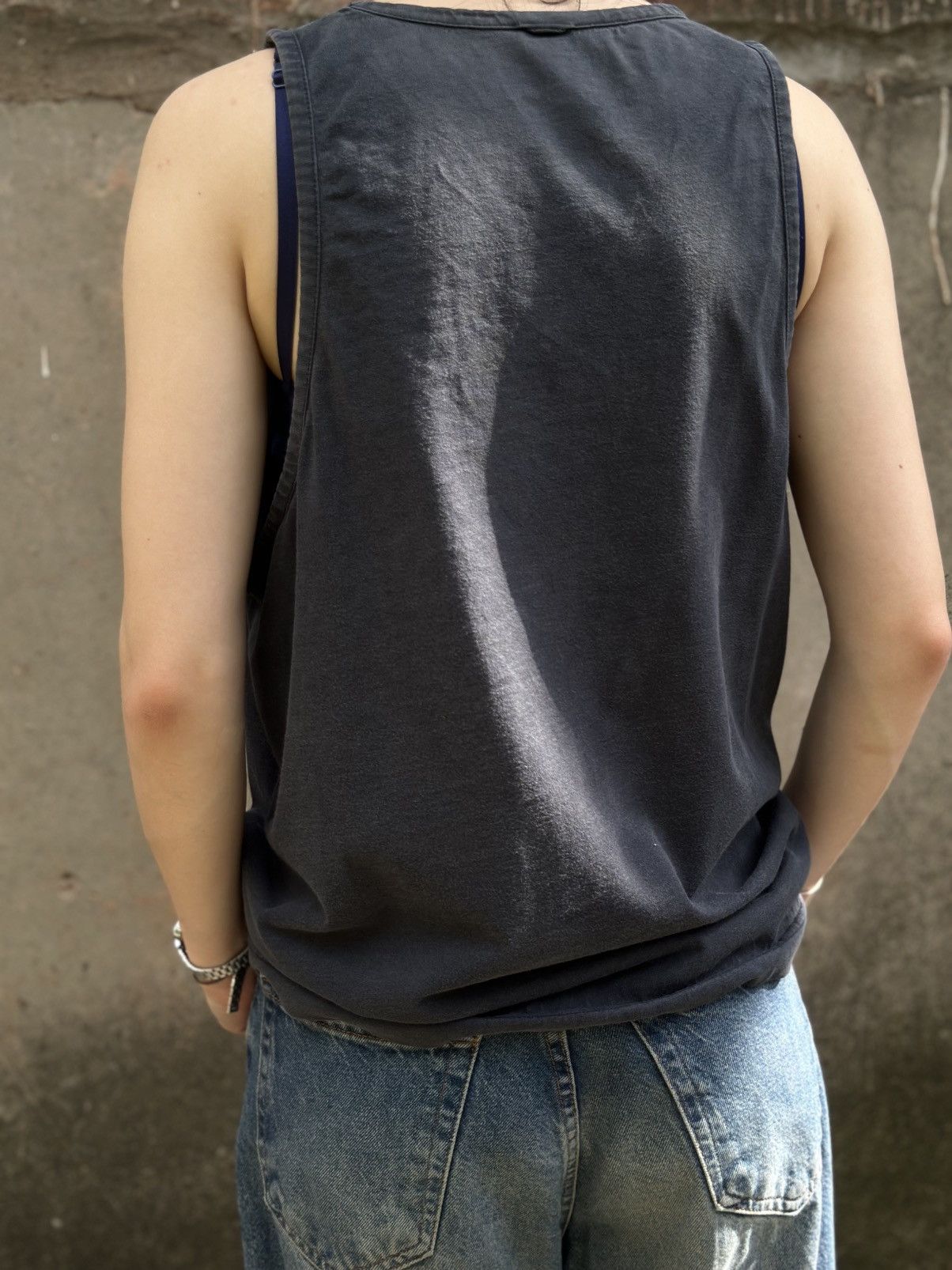 Nike VTG Nike Tank Top Sleeves Dark Blue Size M Sun Faded 00s USA Size US M / EU 48-50 / 2 - 8 Thumbnail