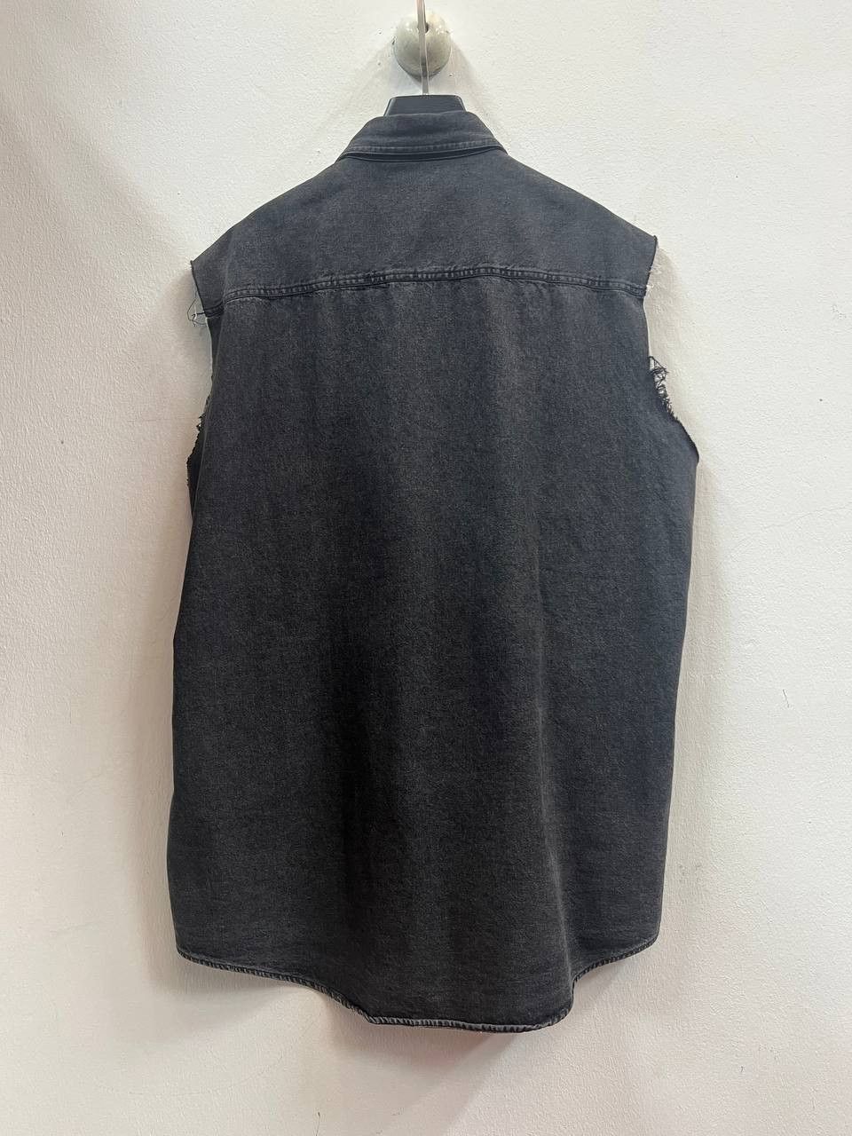 Balenciaga SS18 Balenciaga Europe Distressed Denim Vest Size US S / EU 44-46 / 1 - 2 Thumbnail