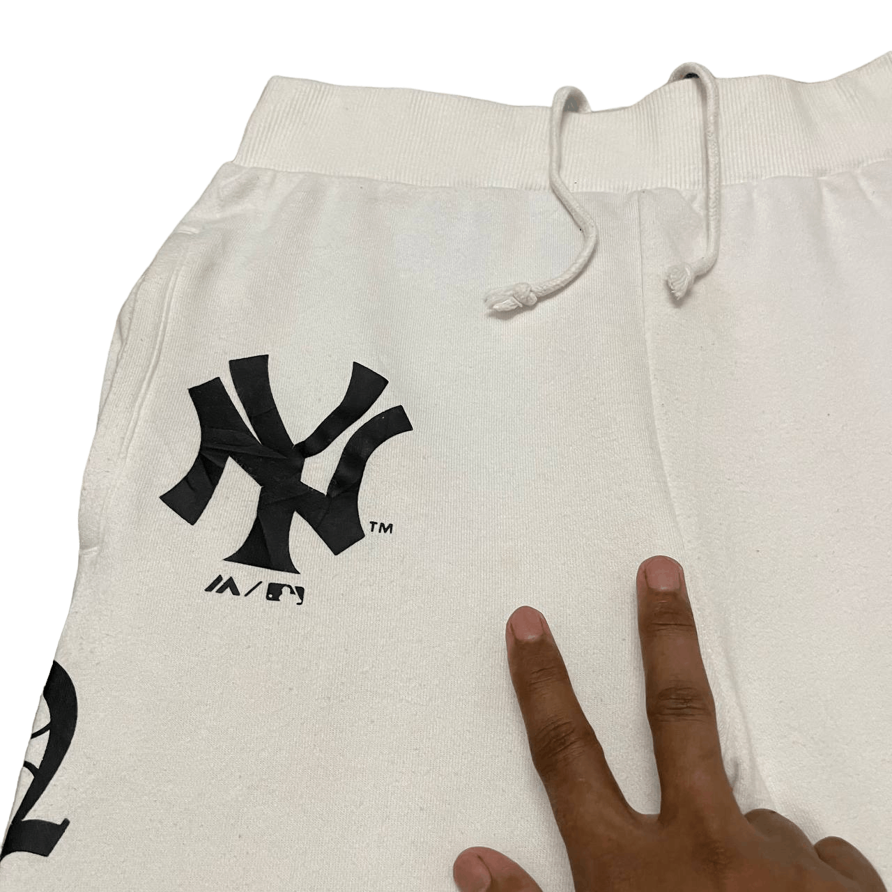 Majestic Vintage MLB New York Yankees Chrome Hearts Fonts Style Size US 28 / EU 44 - 4 Thumbnail
